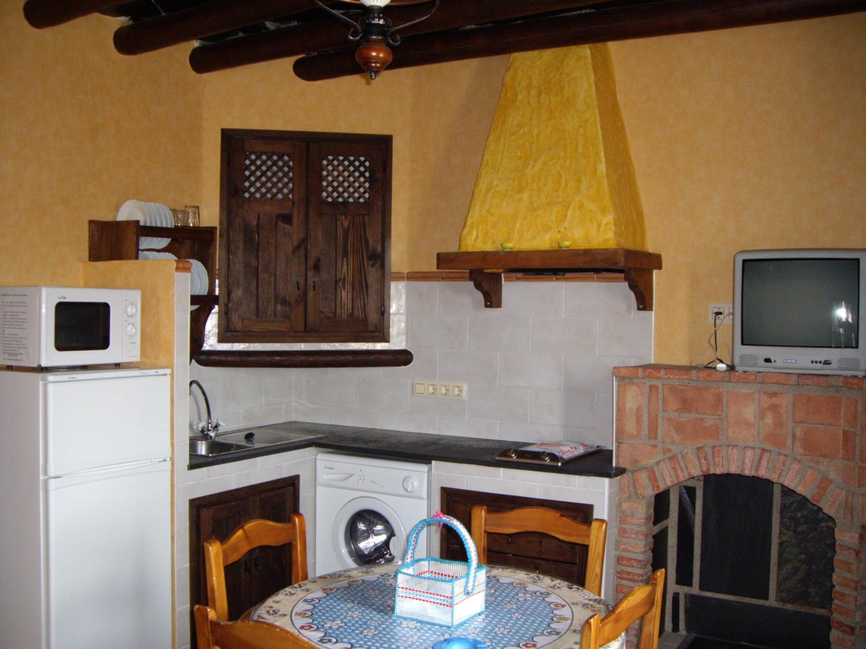 Two-Bedroom Apartment - Photo 20