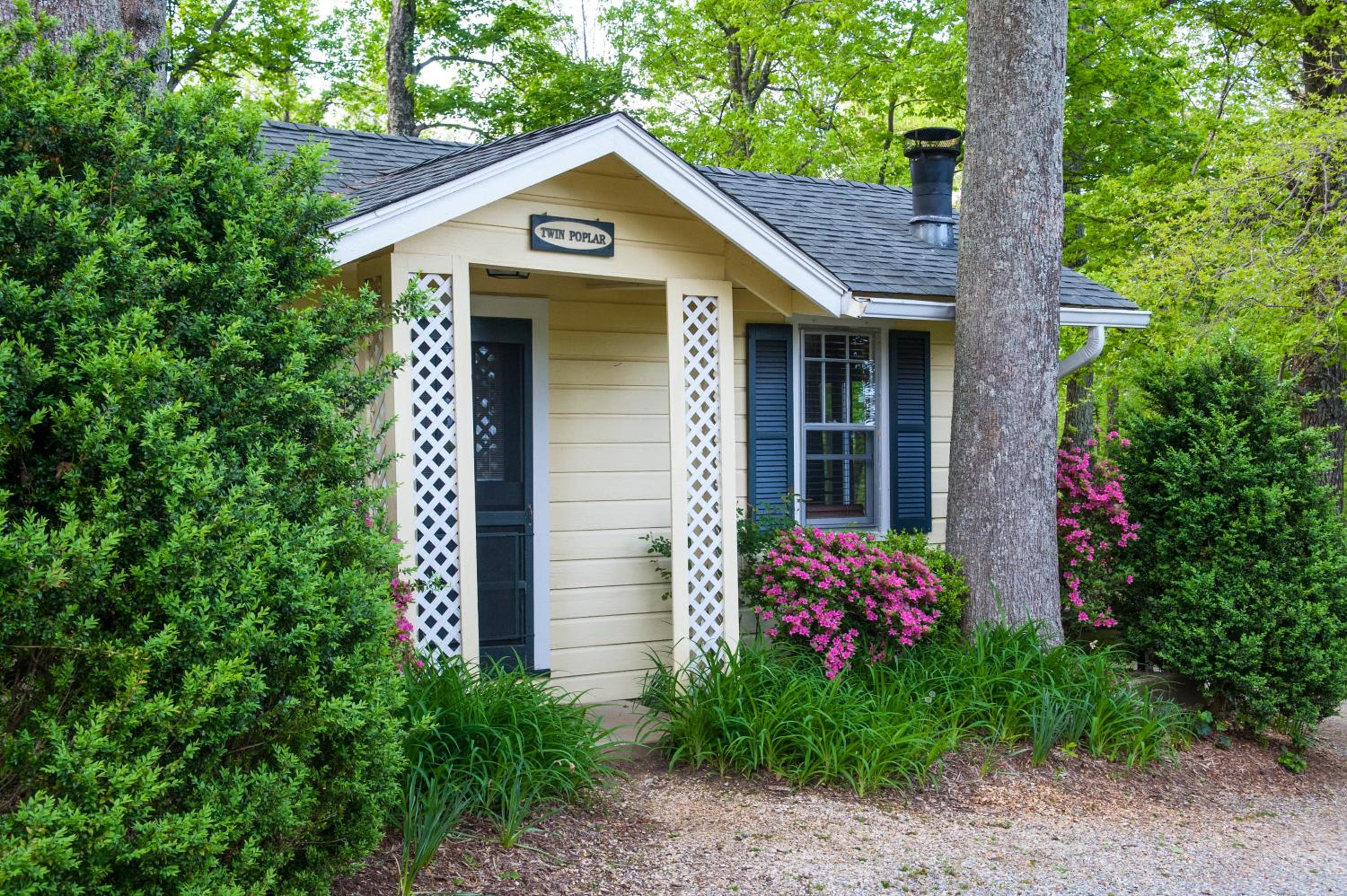 Twin Poplar Cottage photo 2