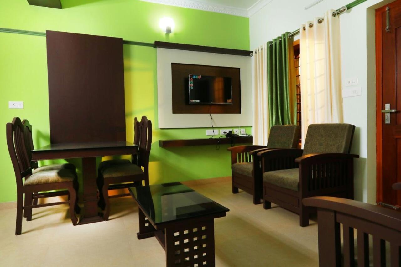 Economy Double Room photo 2