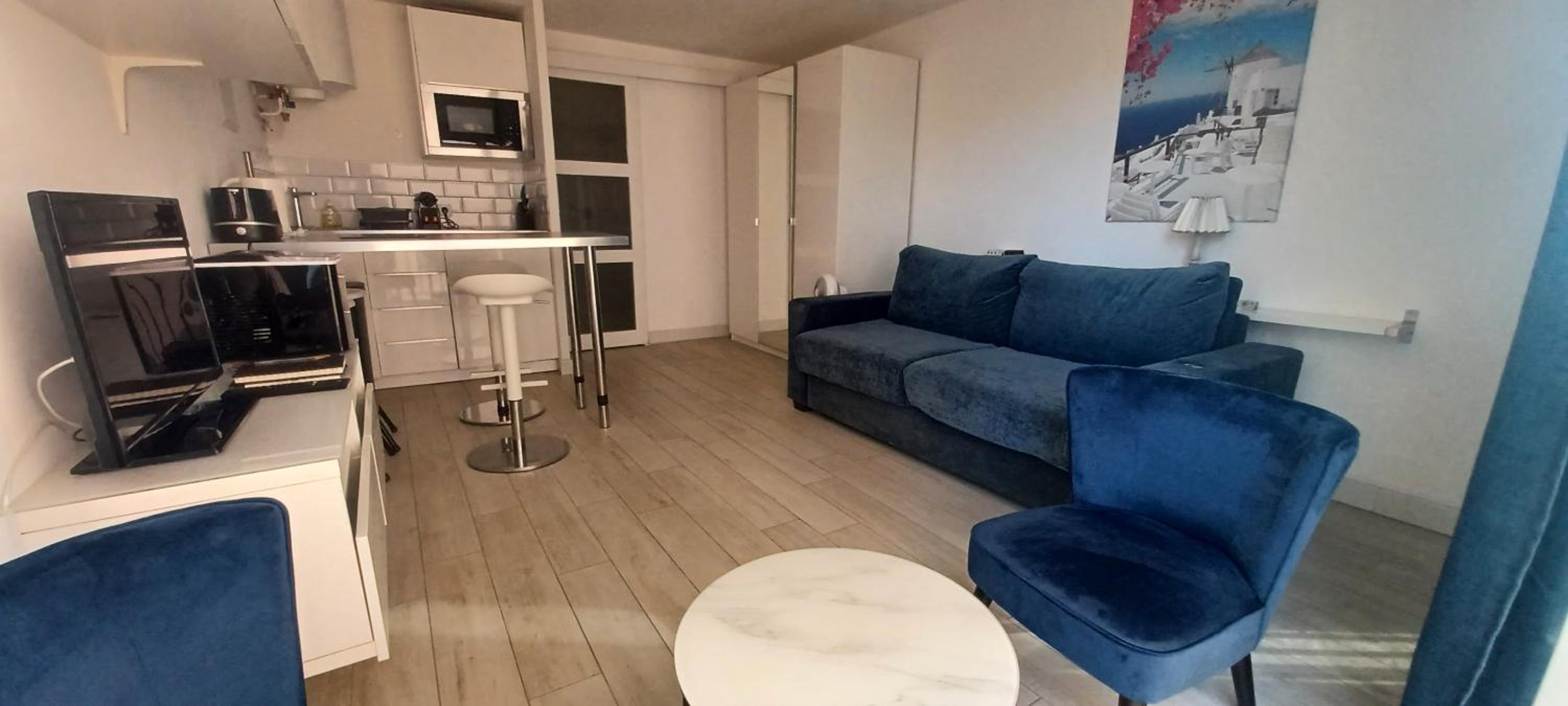 One-Bedroom Apartment - Sea Side photo 1