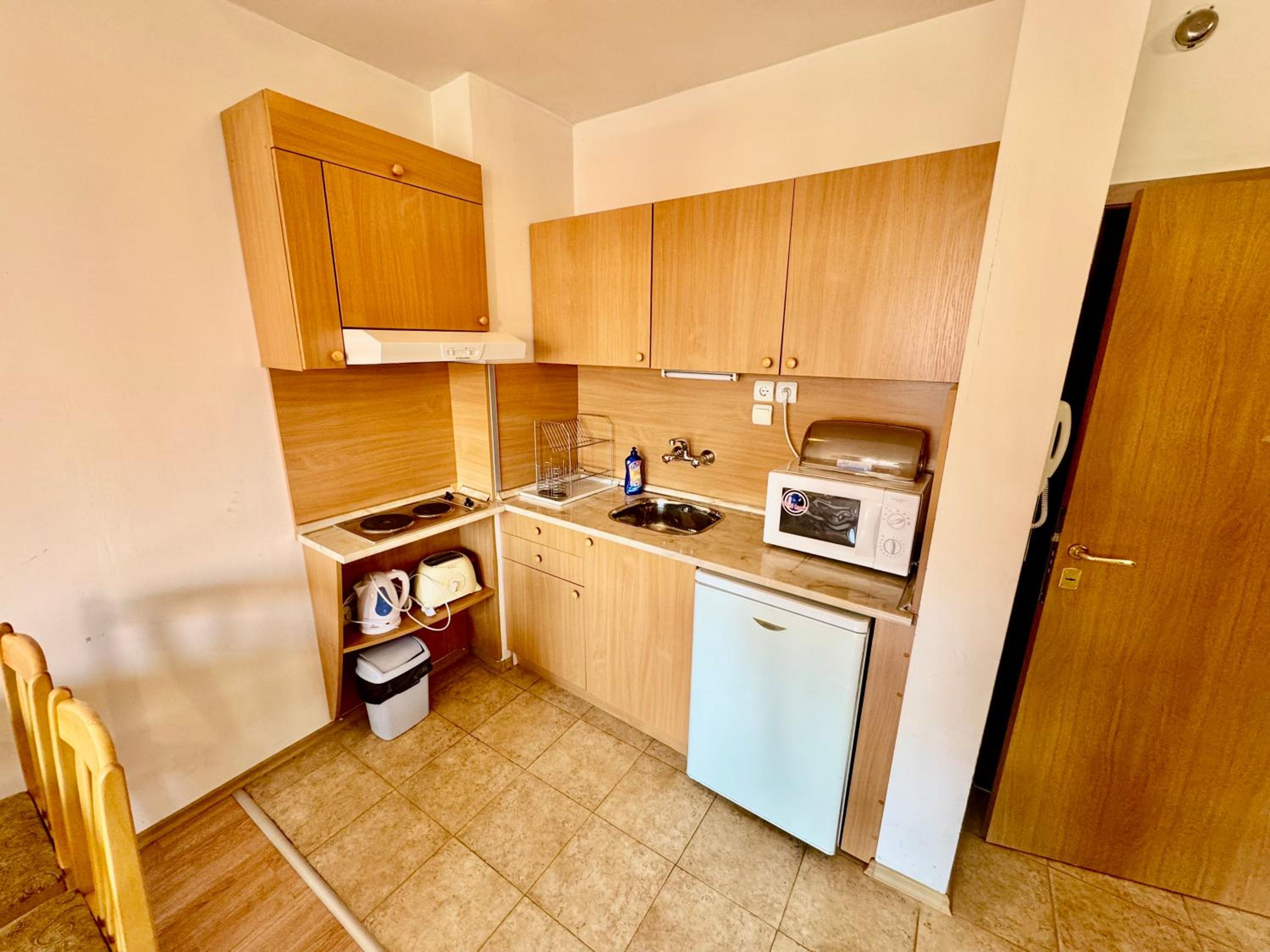 One-Bedroom Apartment with Balcony photo 1