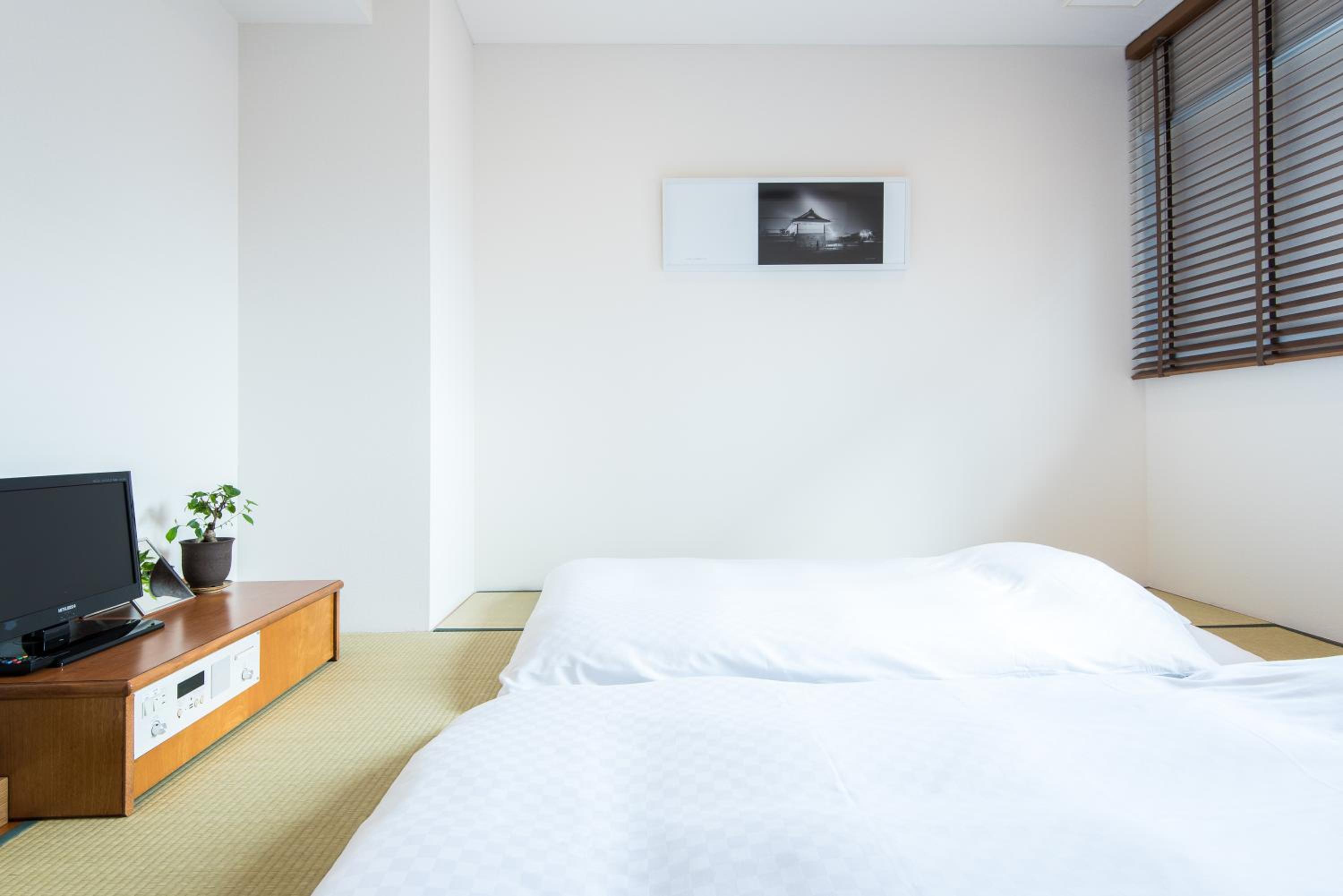 Japanese-Style Twin Room, photo 7