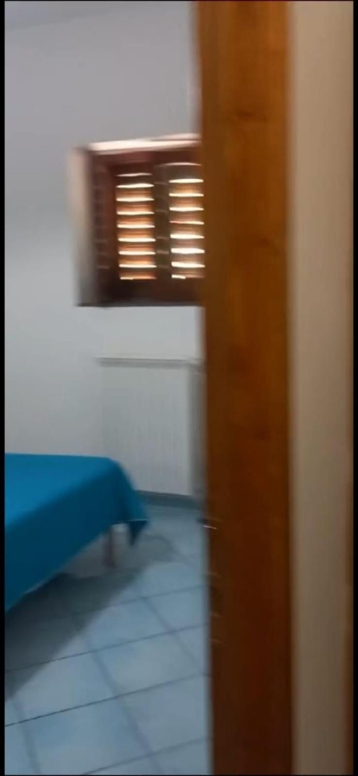 Double or Twin Room with Shared Bathroom photo 2