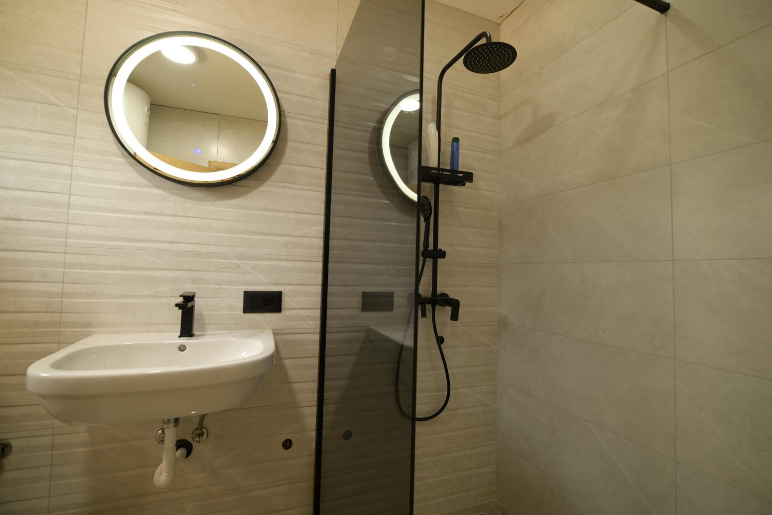 Deluxe Double Studio