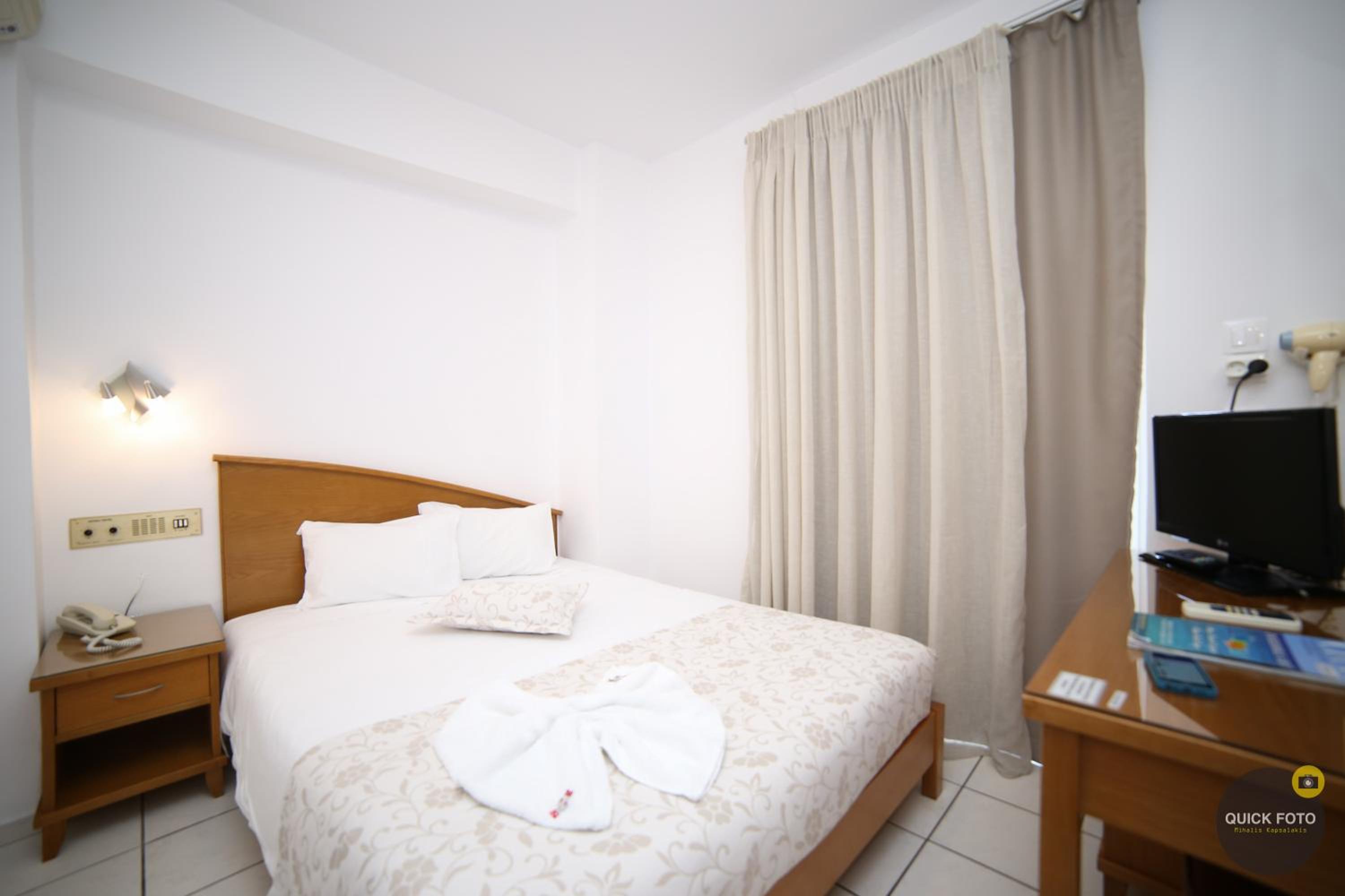 Single Room (1 Adult)