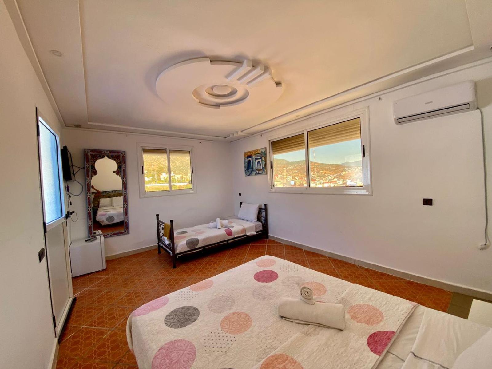 Triple Room with Bathroom photo 1