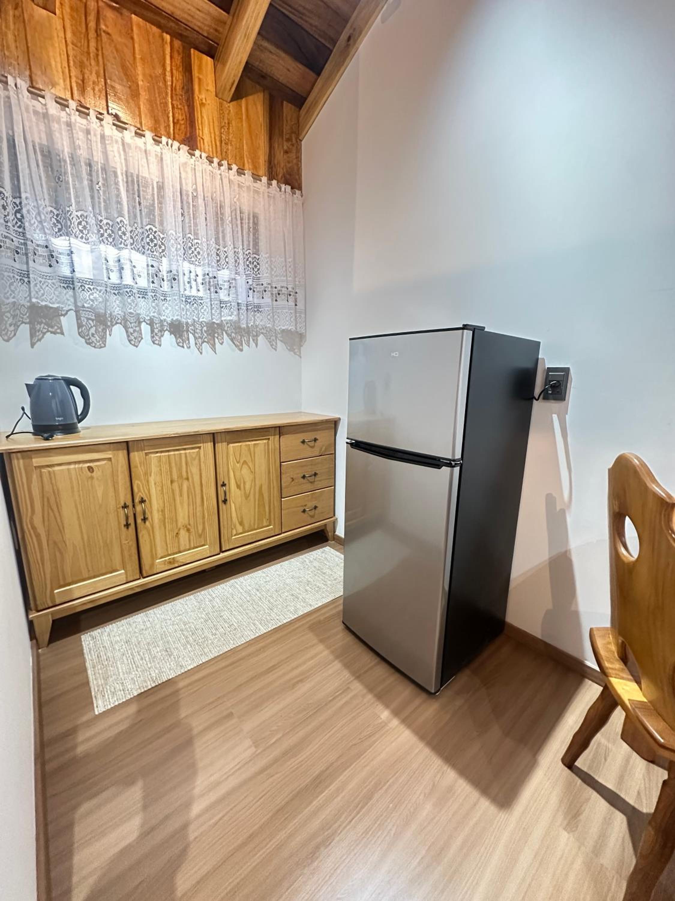 Deluxe Double Room (2 Adults + 1 Child) photo 3