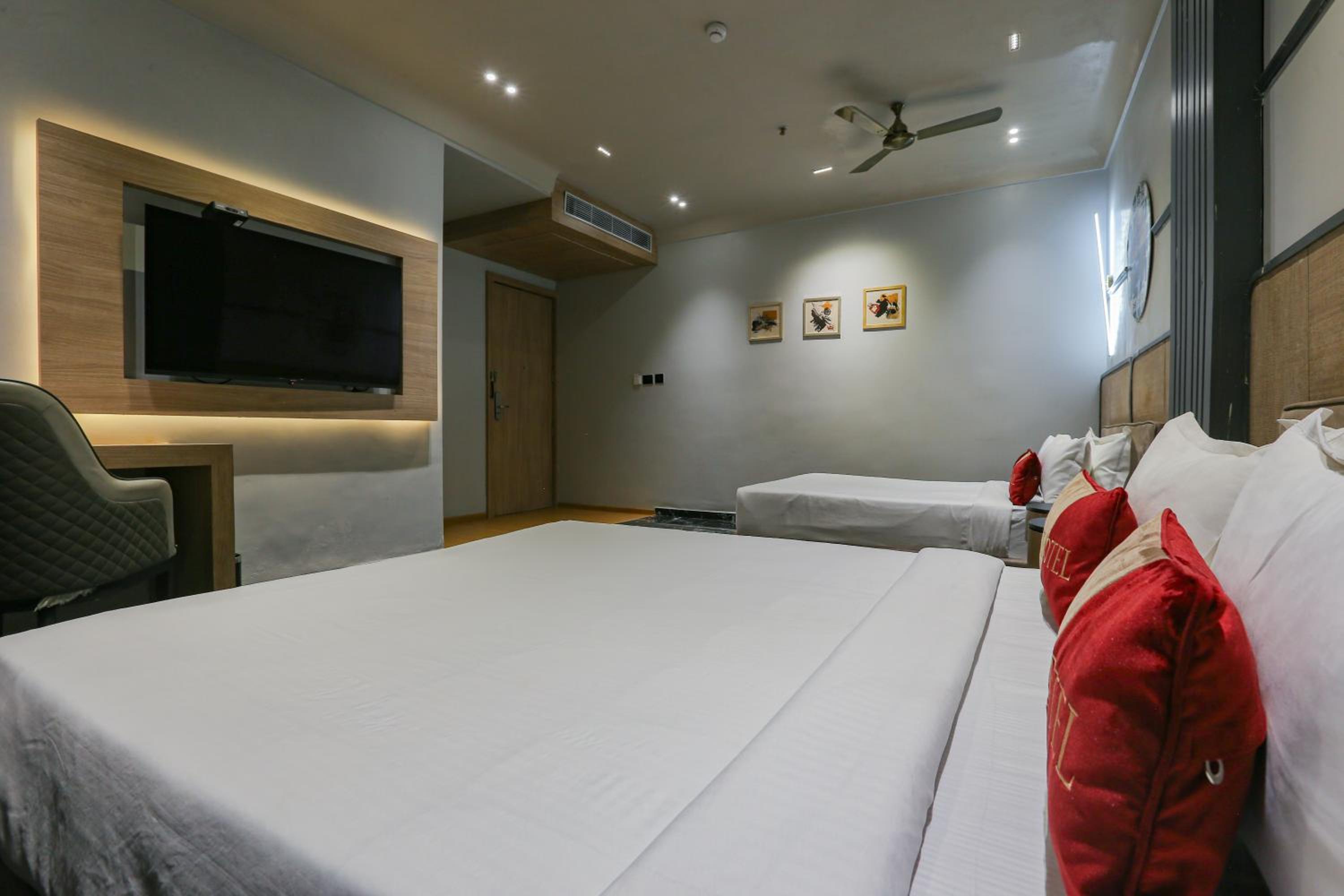 Family Suite - Photo 6