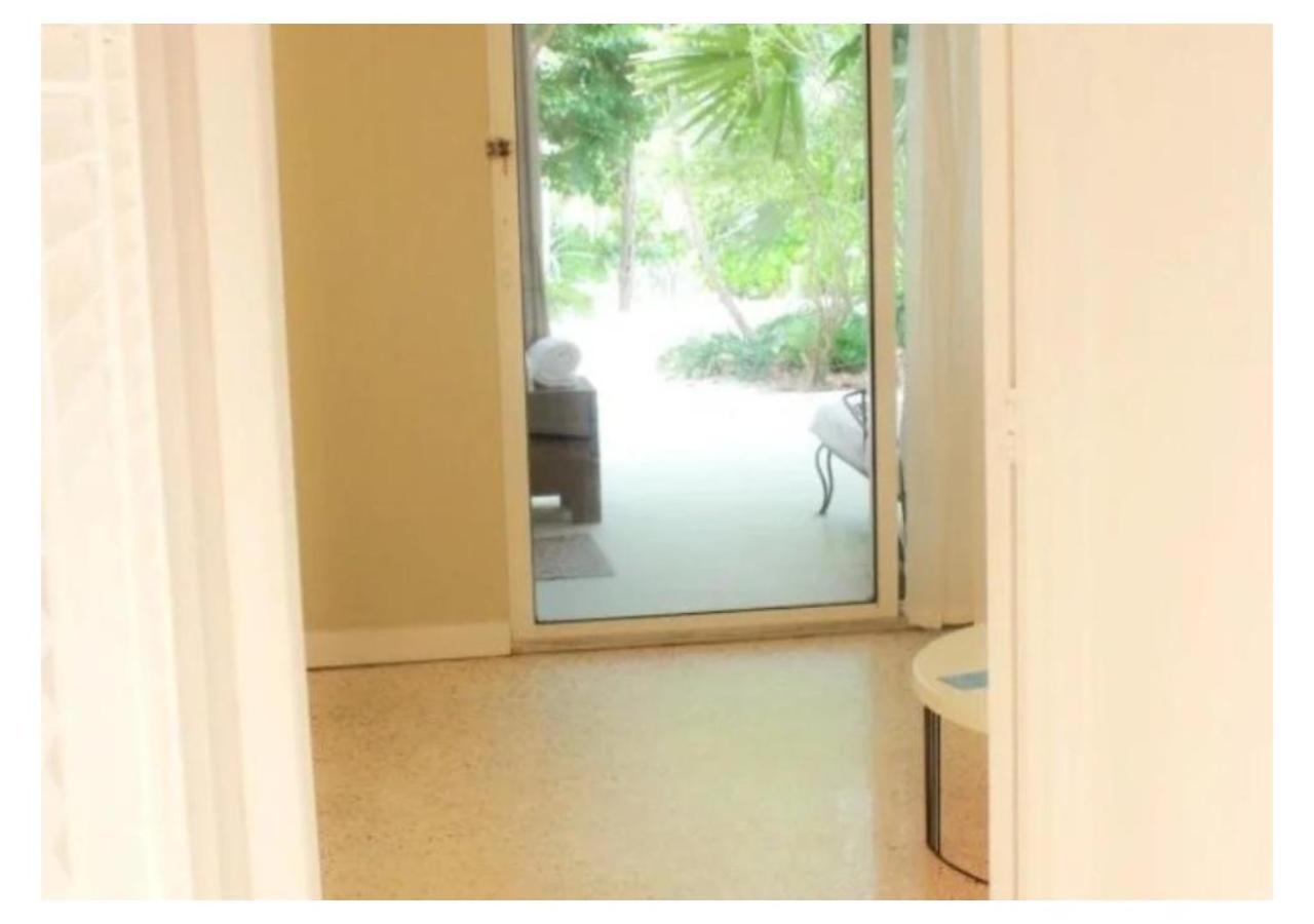 Hideaway (Garden Outdoor Shower Suite)