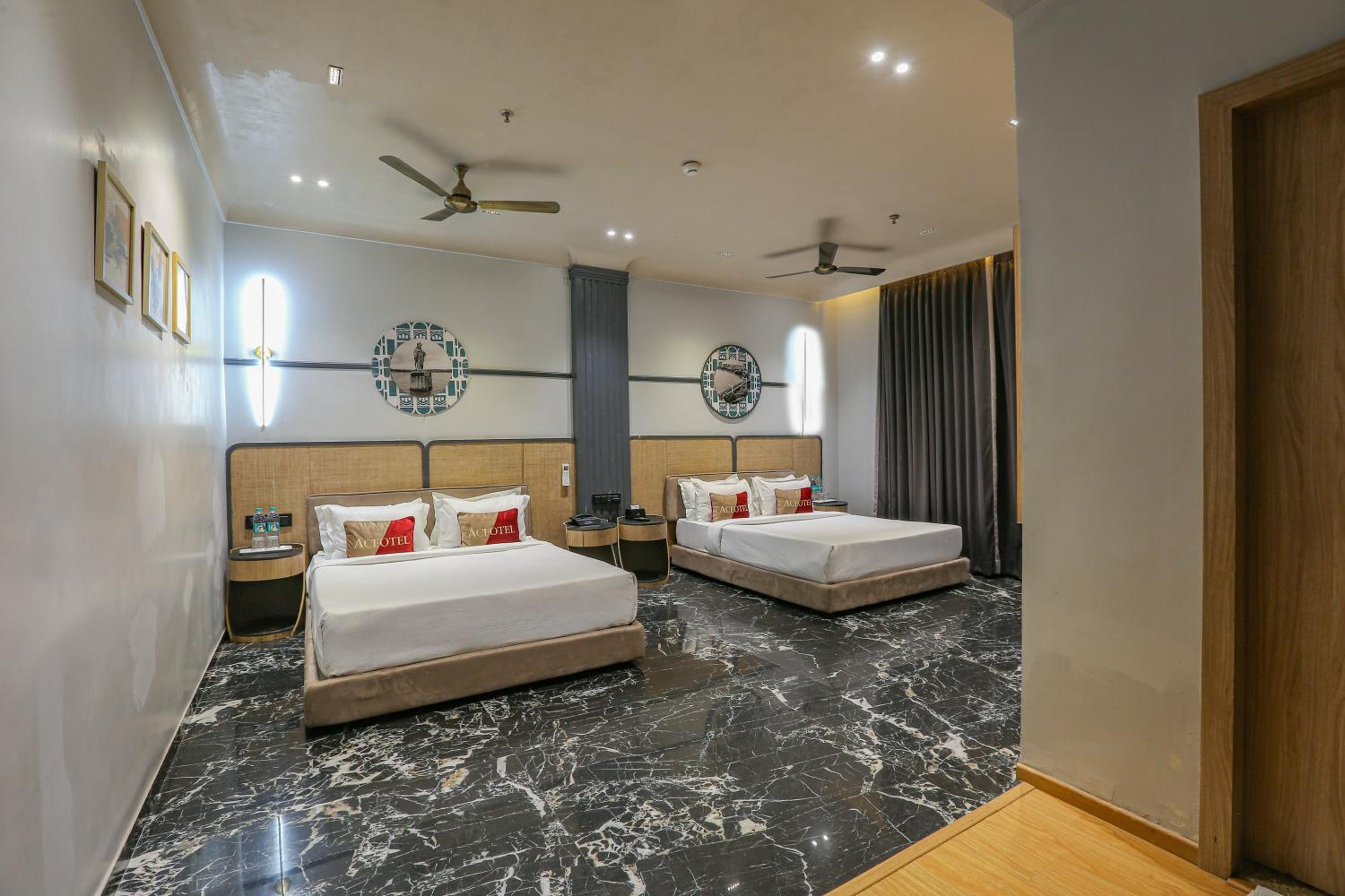 Family Suite - Photo 12
