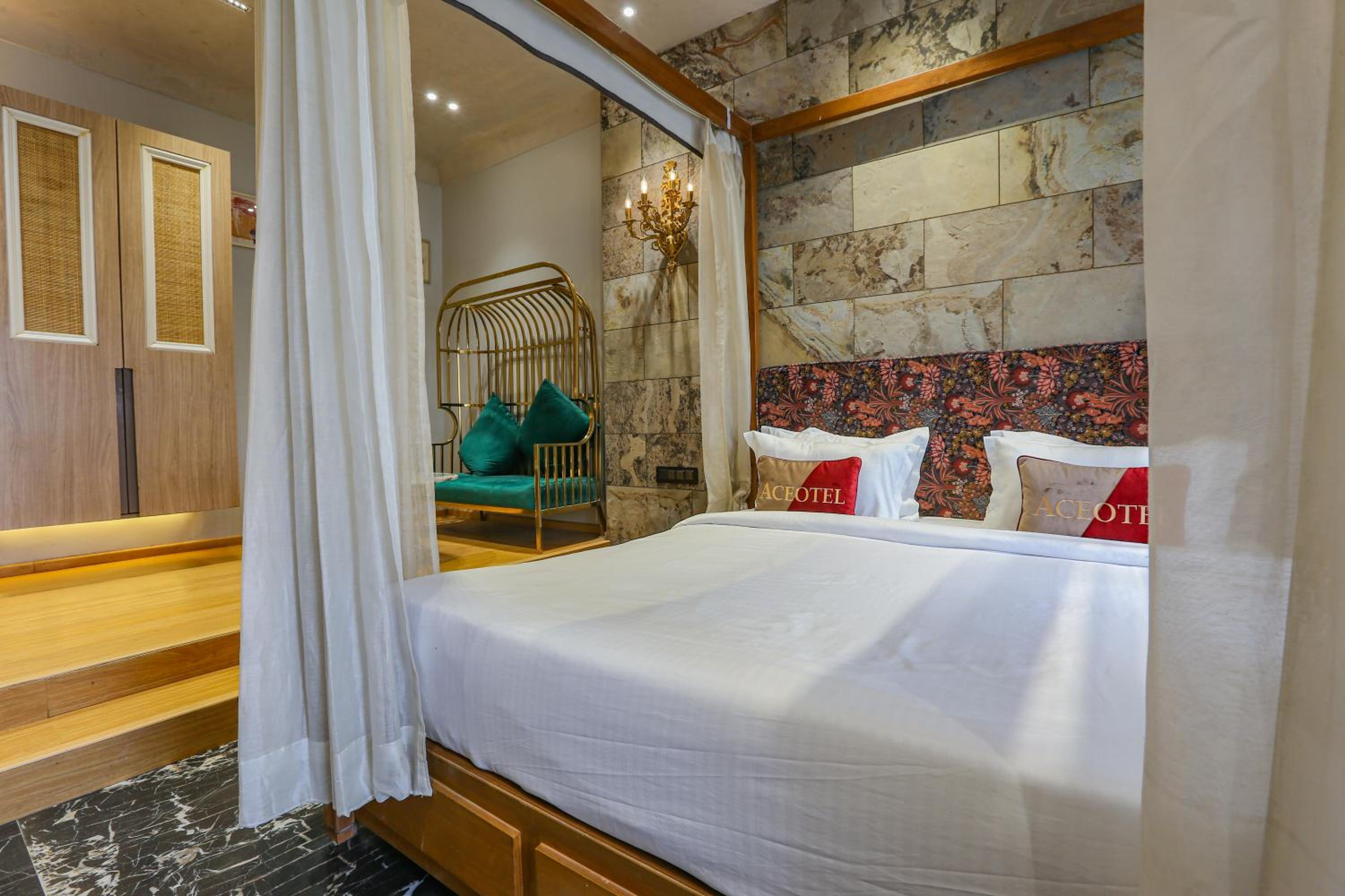 Presidential Suite photo 3