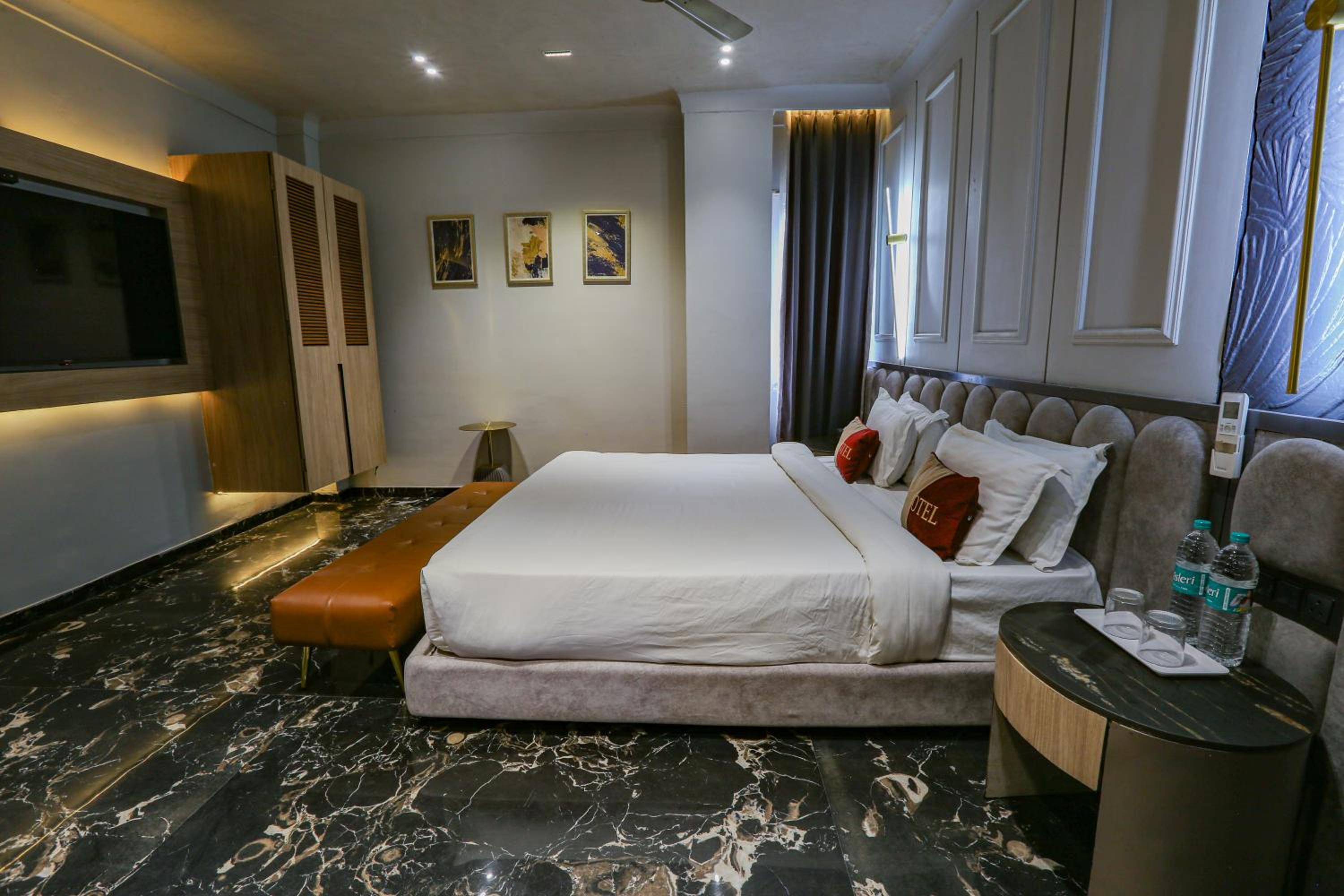Executive Suite photo 3