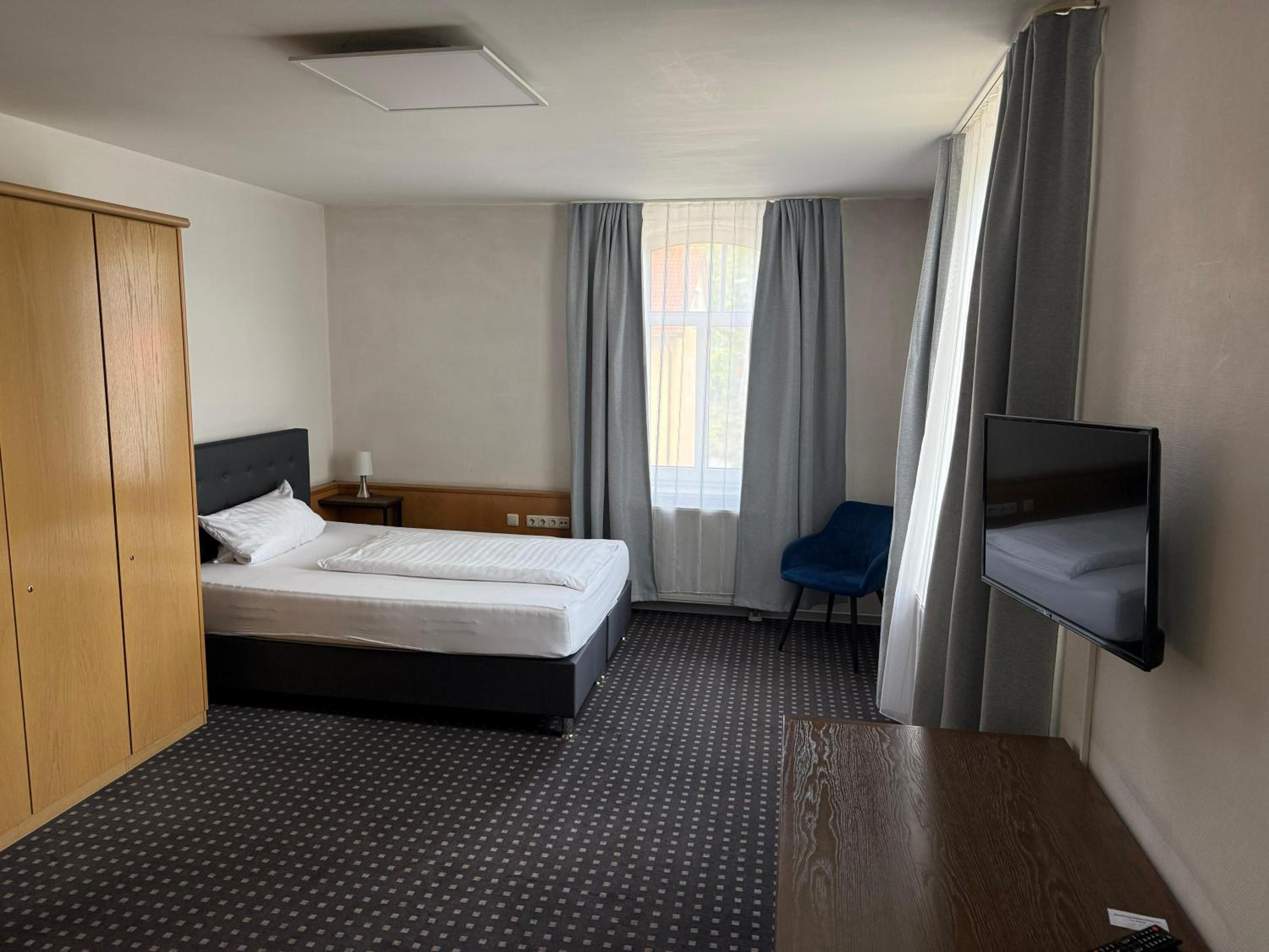 Single Room with Bathroom