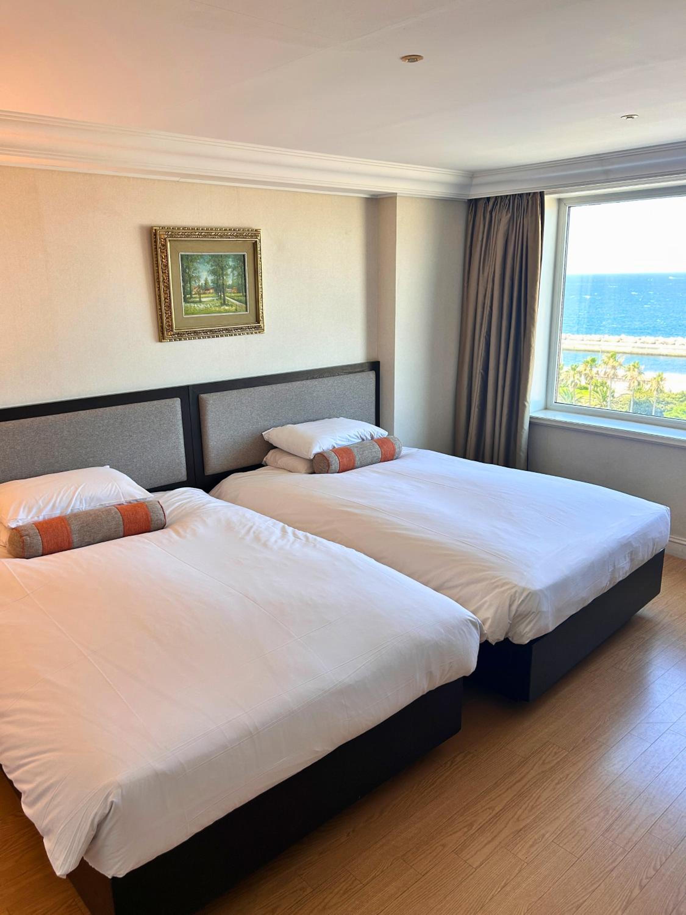 Junior Suite with Ocean View