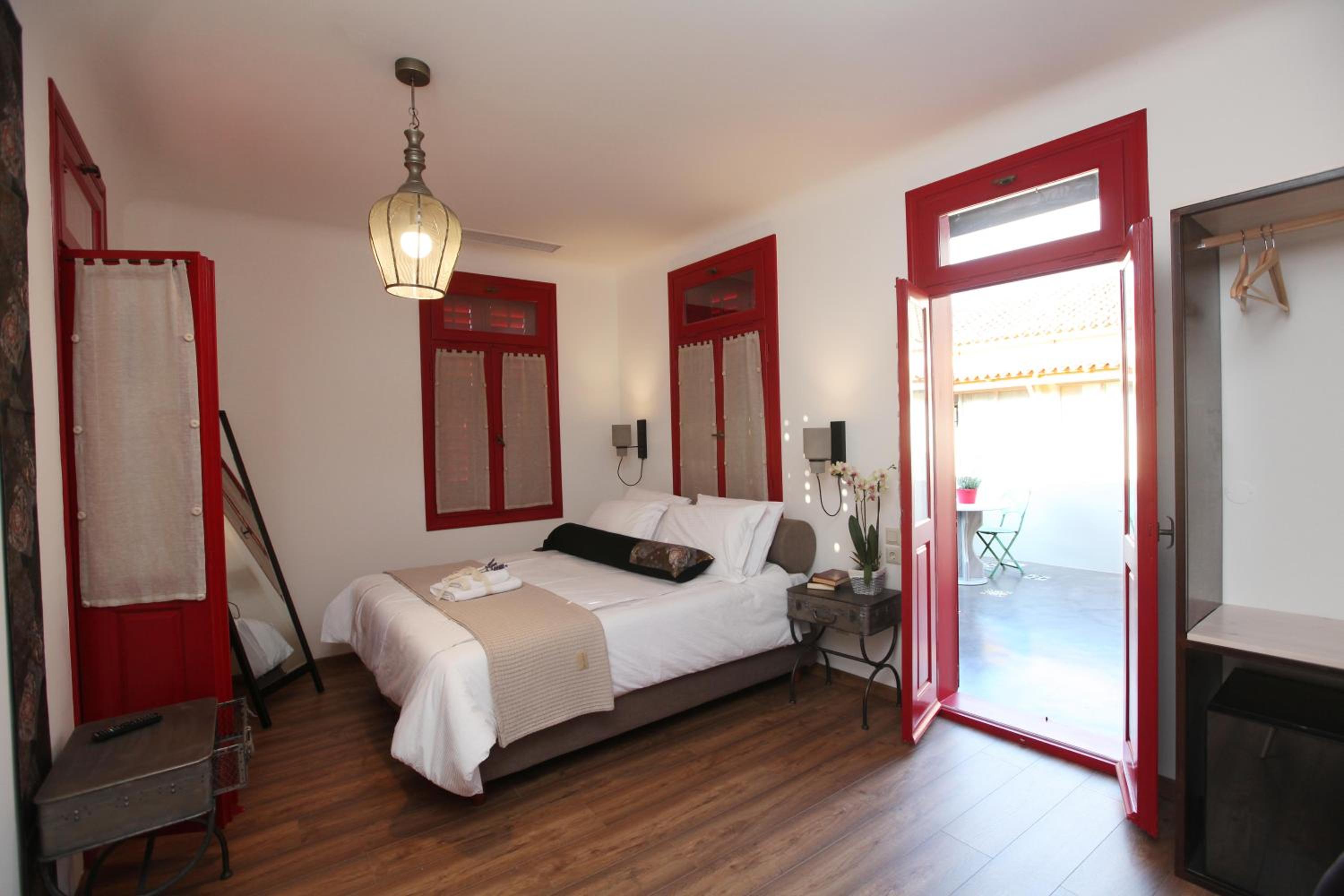 Deluxe Double Room with Balcony - Photo 1