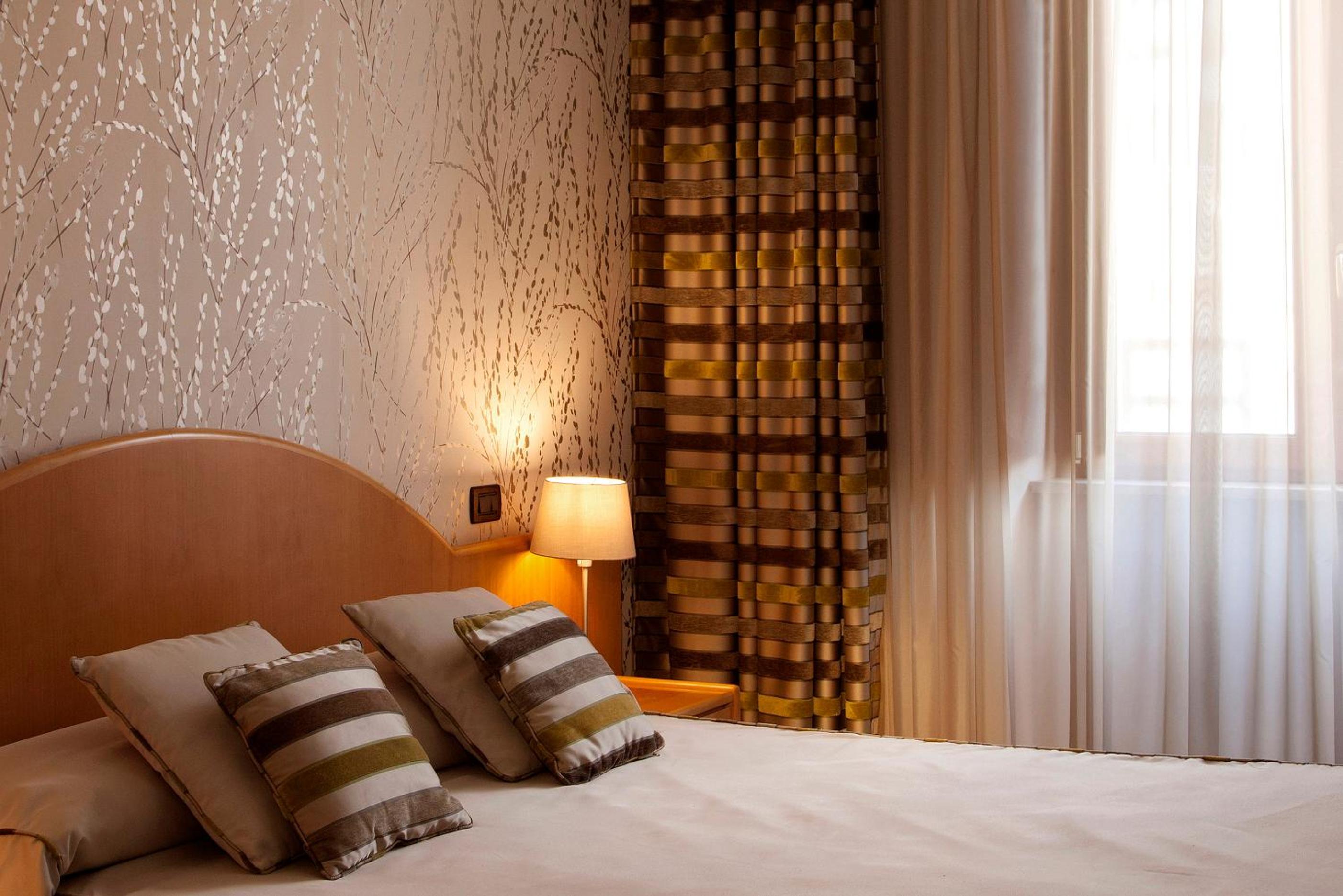 Comfort Double or Twin Room - Photo 1