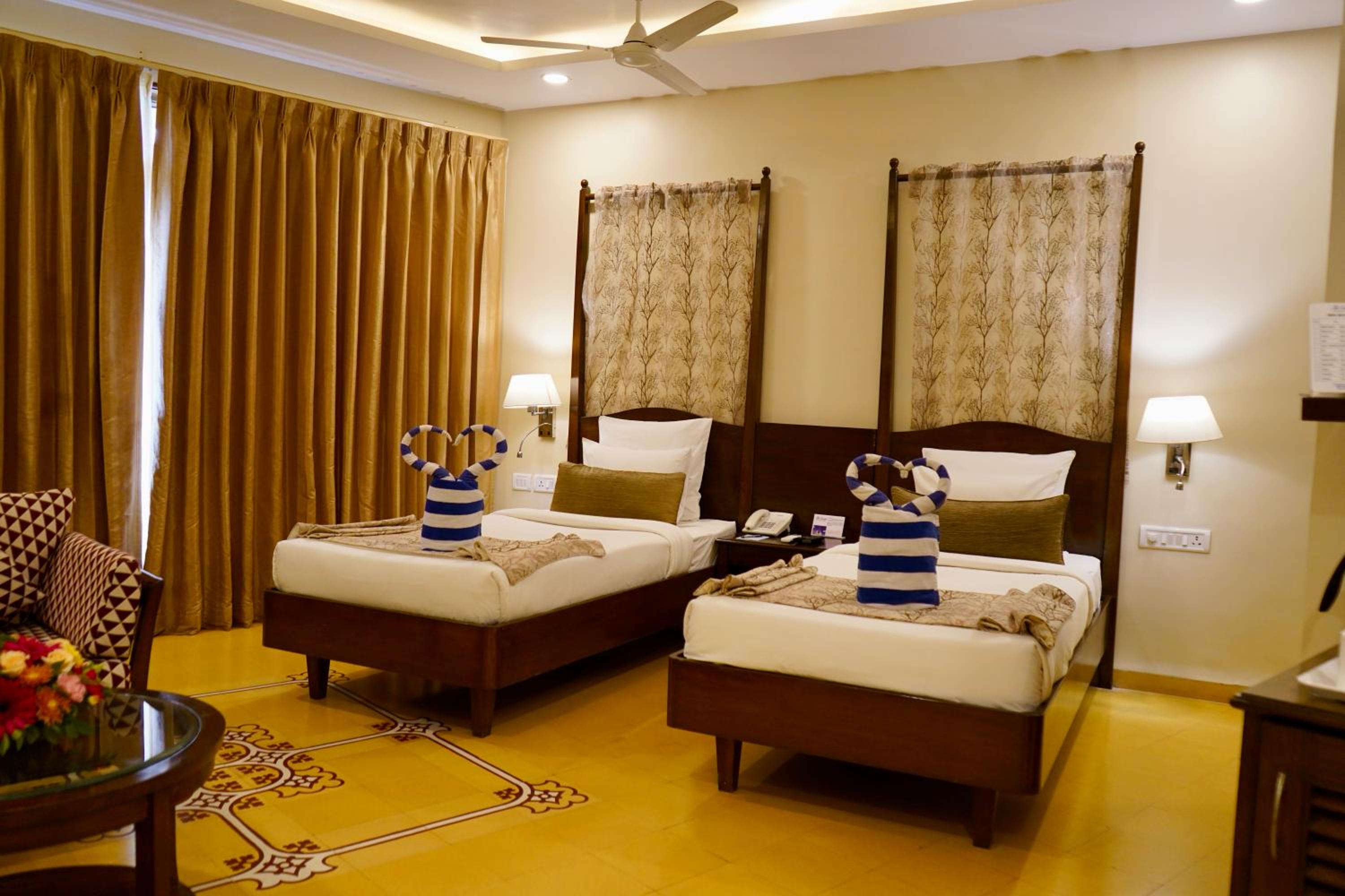 Superior Twin Room photo 3