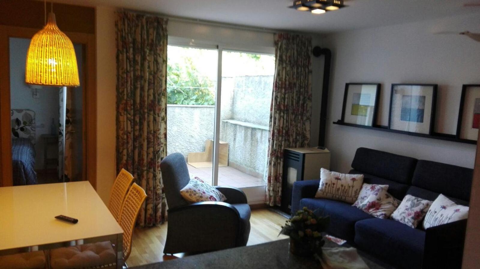 Apartment with Terrace photo 2