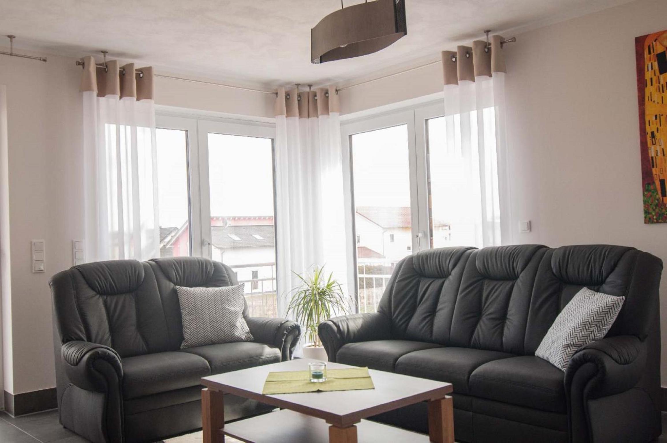 Apartment with Balcony photo 2