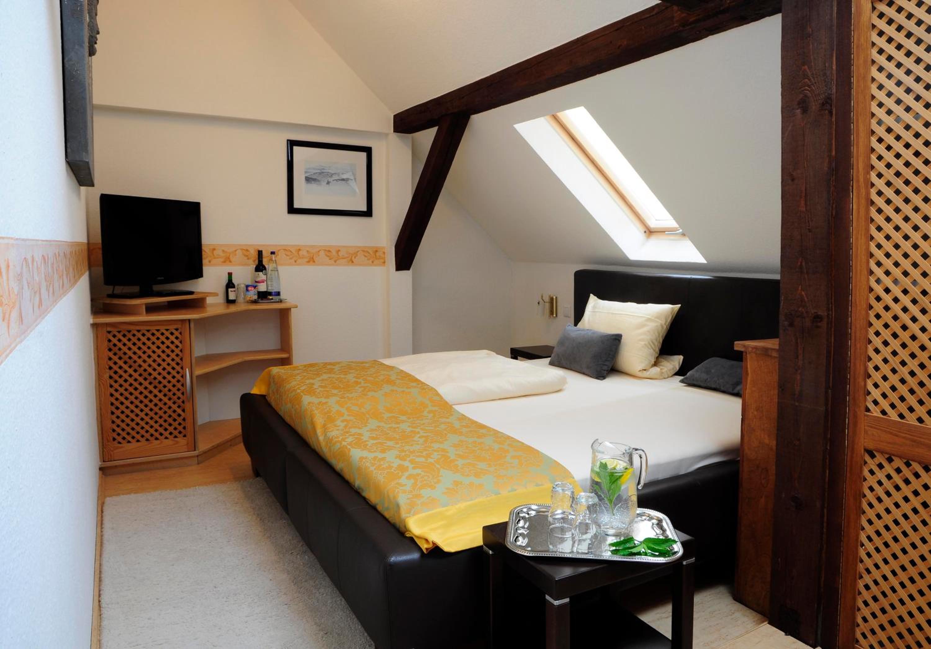 Single Room photo 3