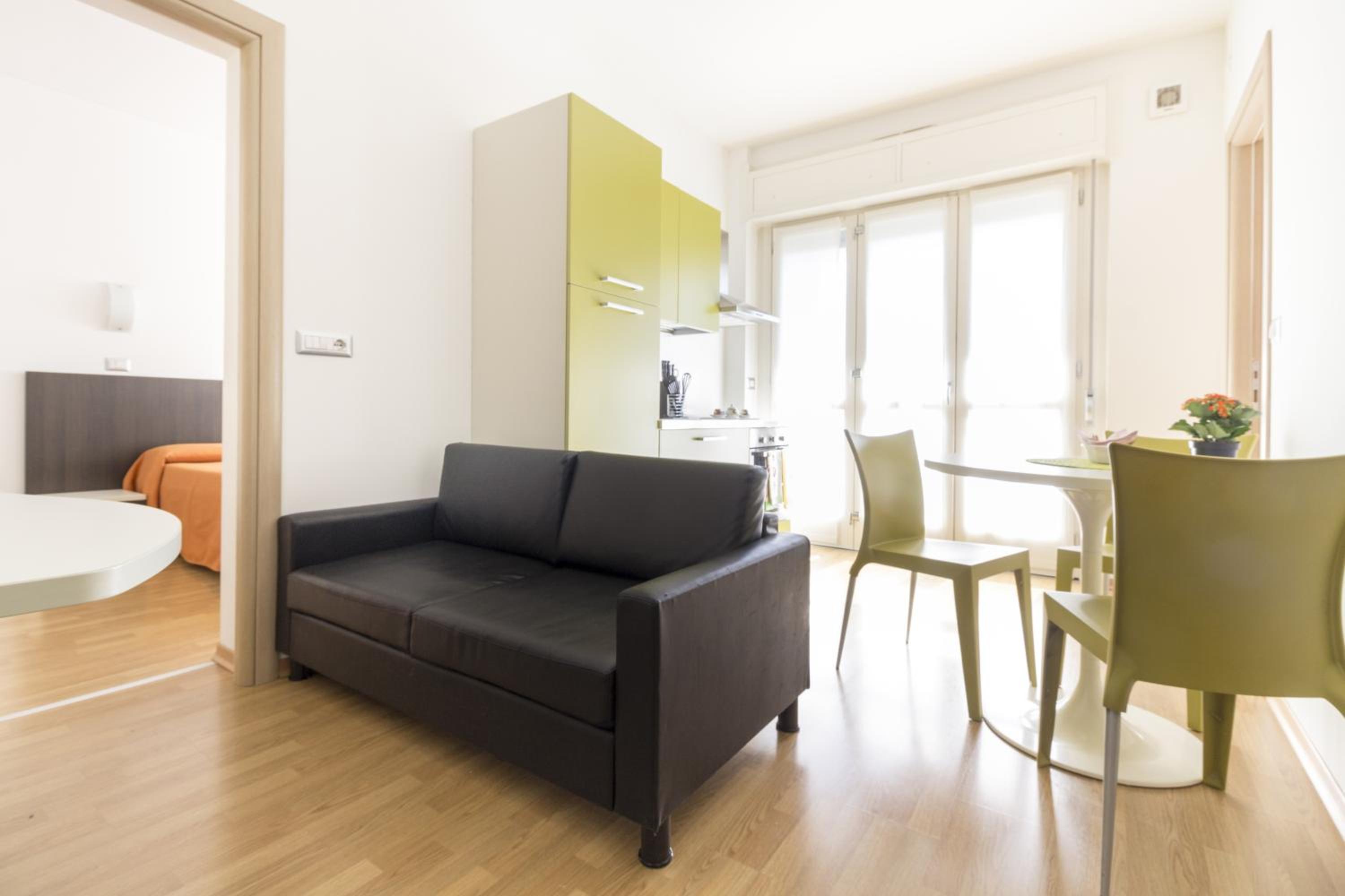Two-Bedroom Apartment - Photo 3