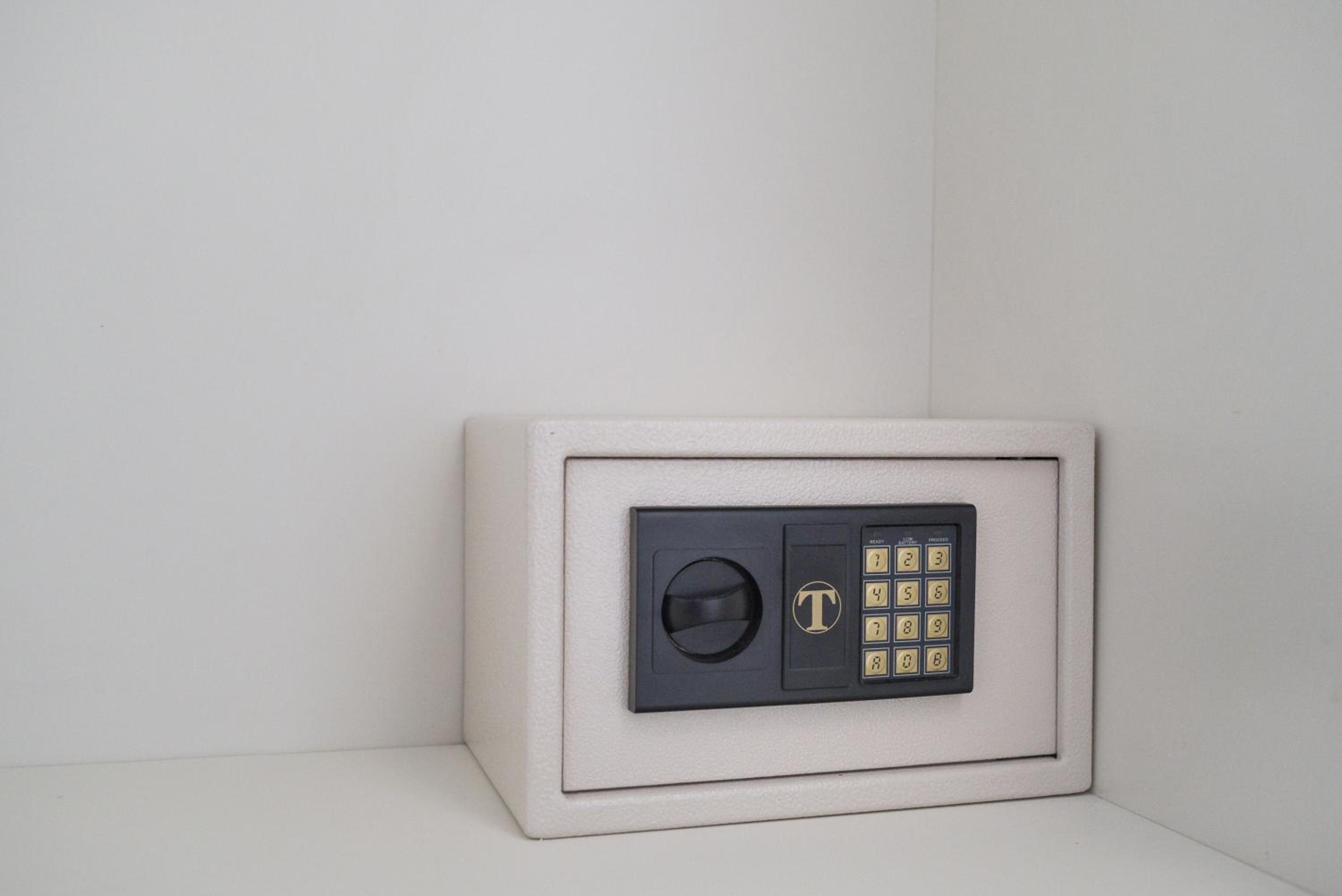 Studio (1 Adult) - Photo 11