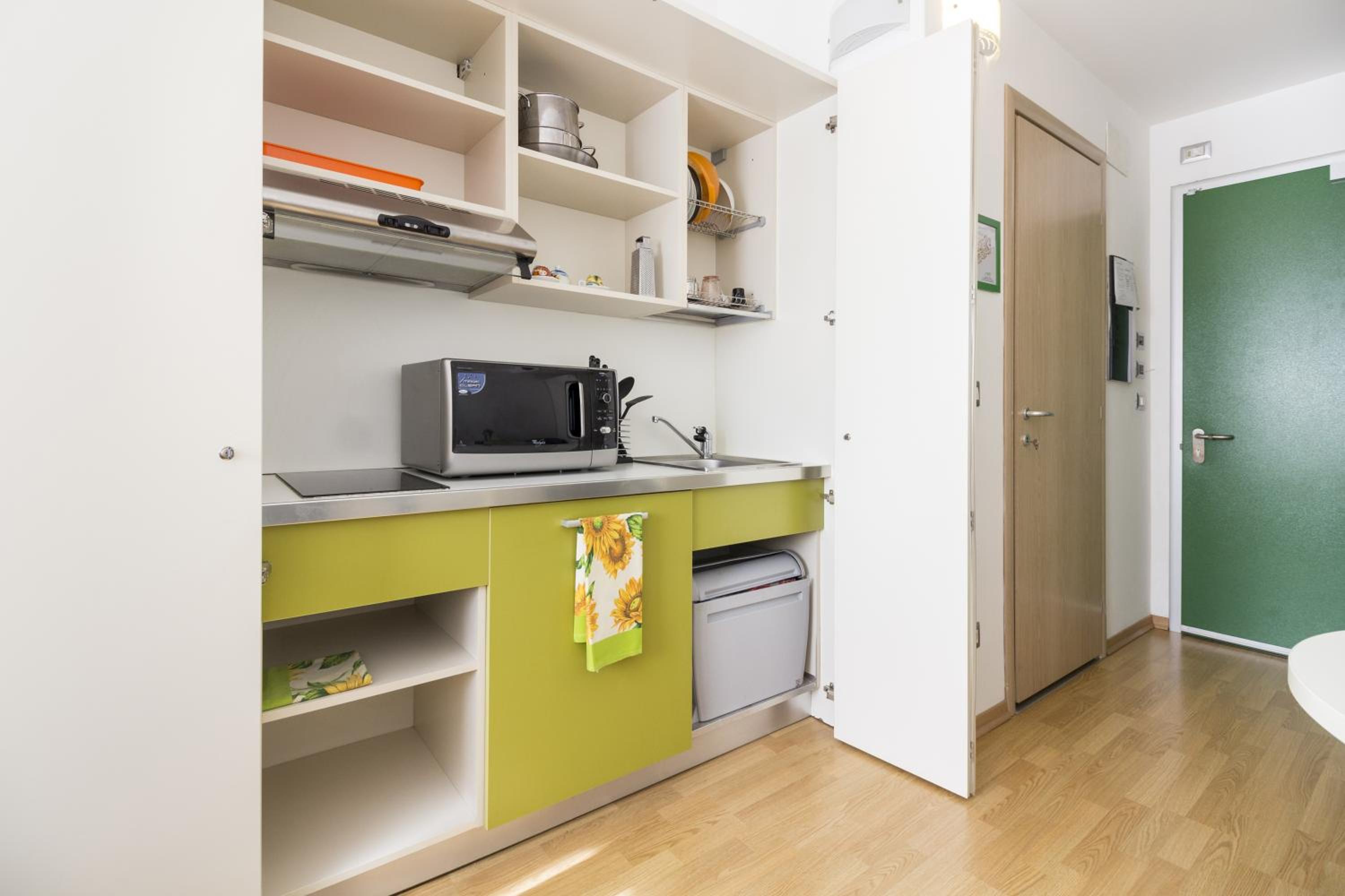 Studio (1 Adult) - Photo 8