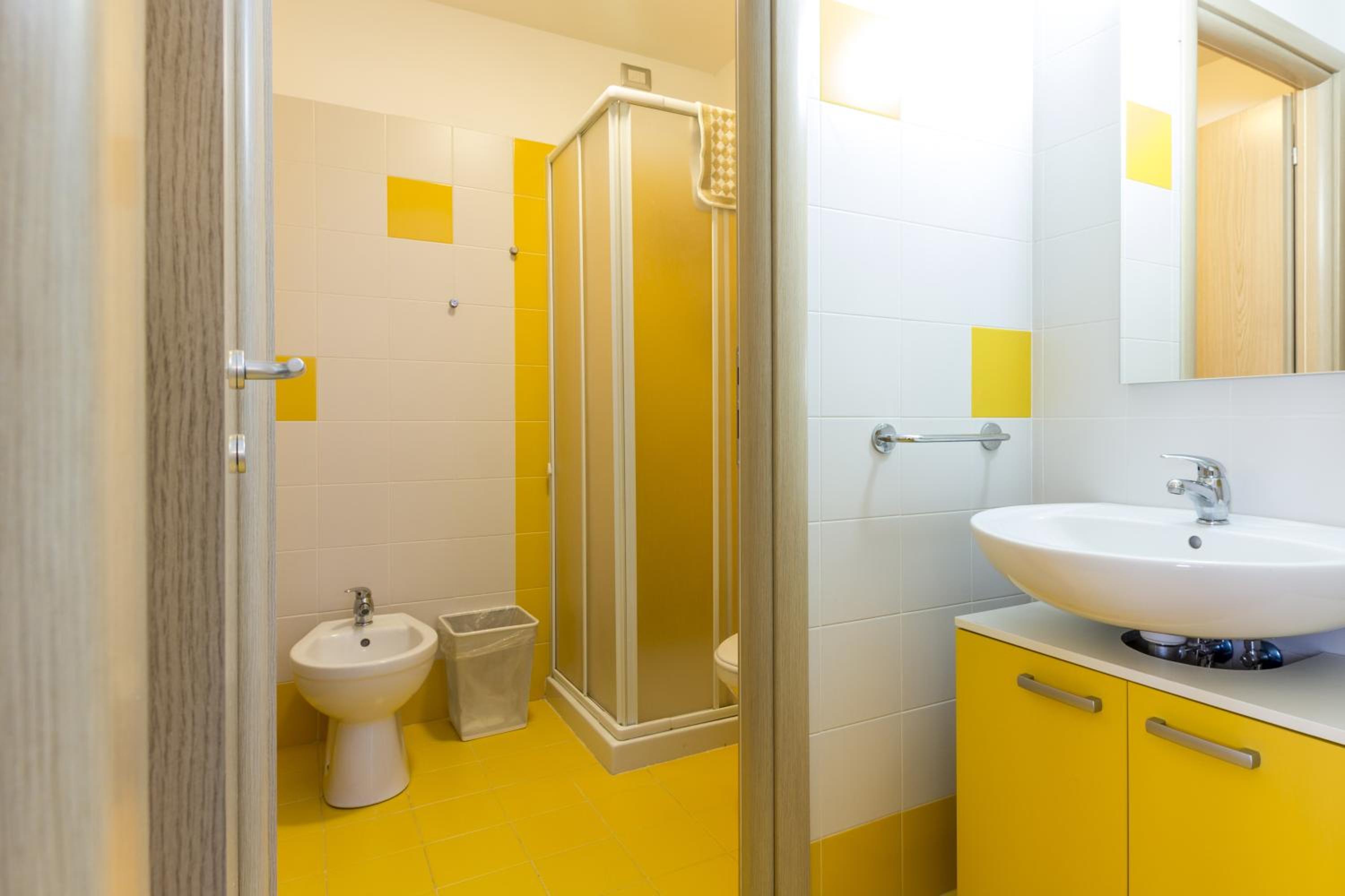One-Bedroom Apartment - Photo 11