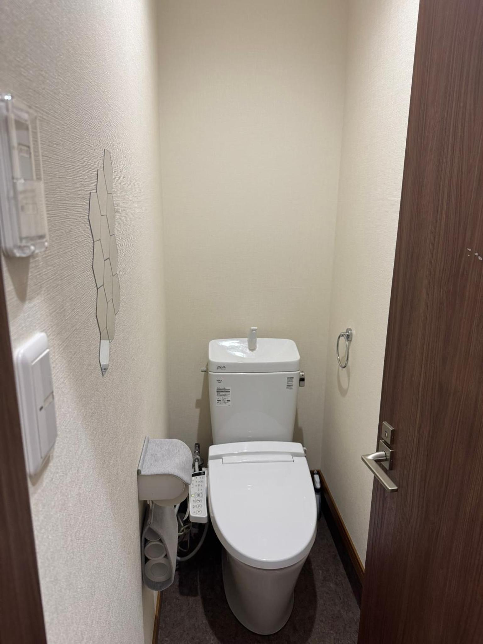 Family Room with Shower