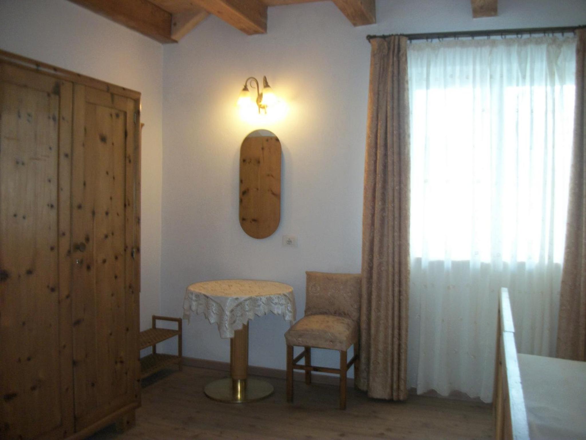 Double or Twin Room with Bathroom - Photo 30