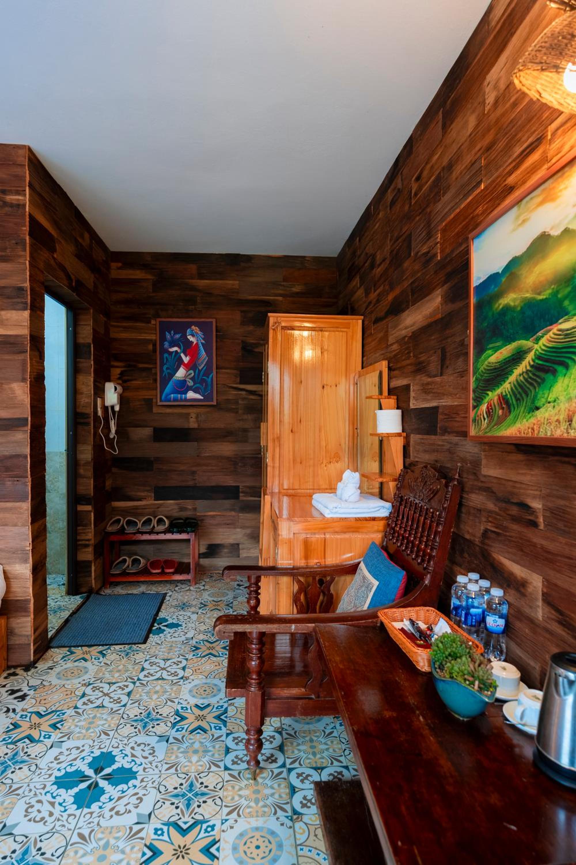 Twin Room with Mountain View photo 3