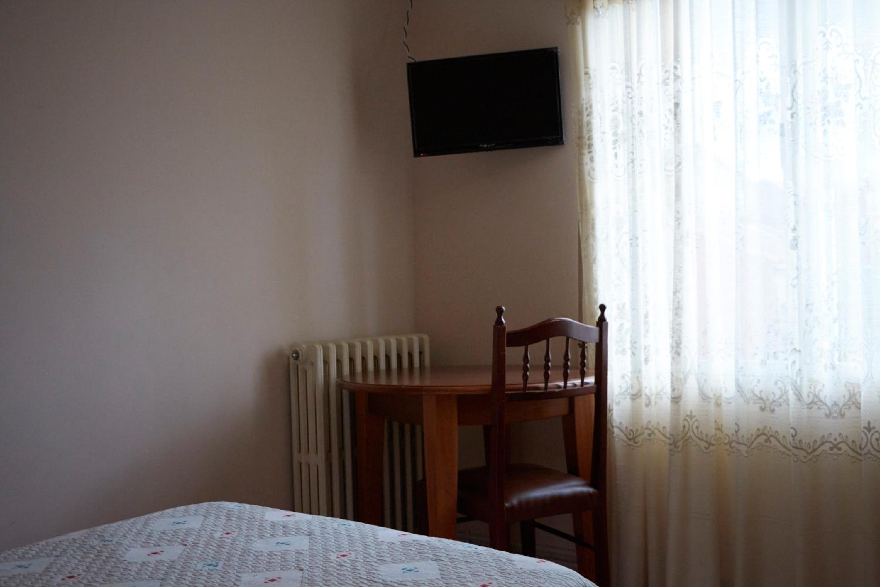 Double Room - Photo 6