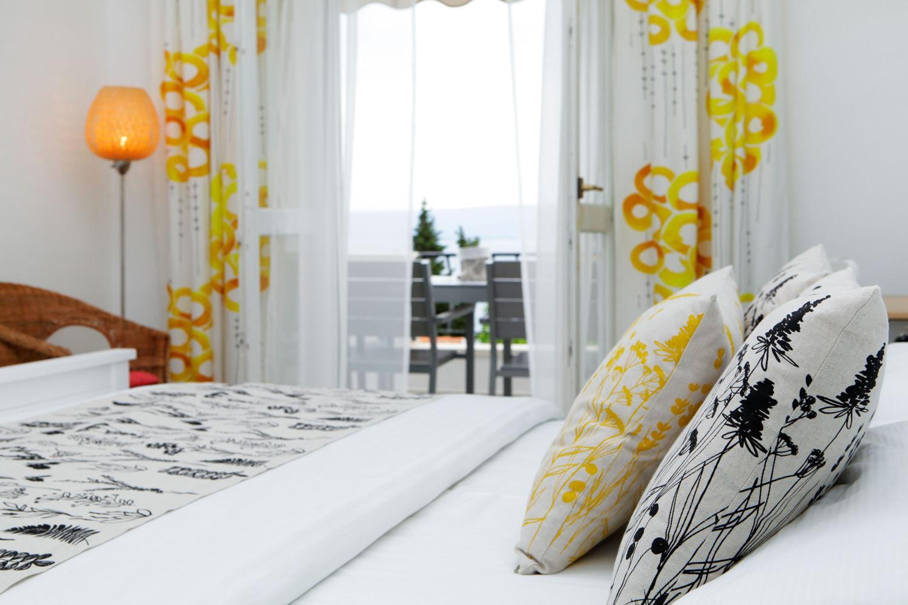 Two-Bedroom Apartment with Terrrace and Sea View photo 1