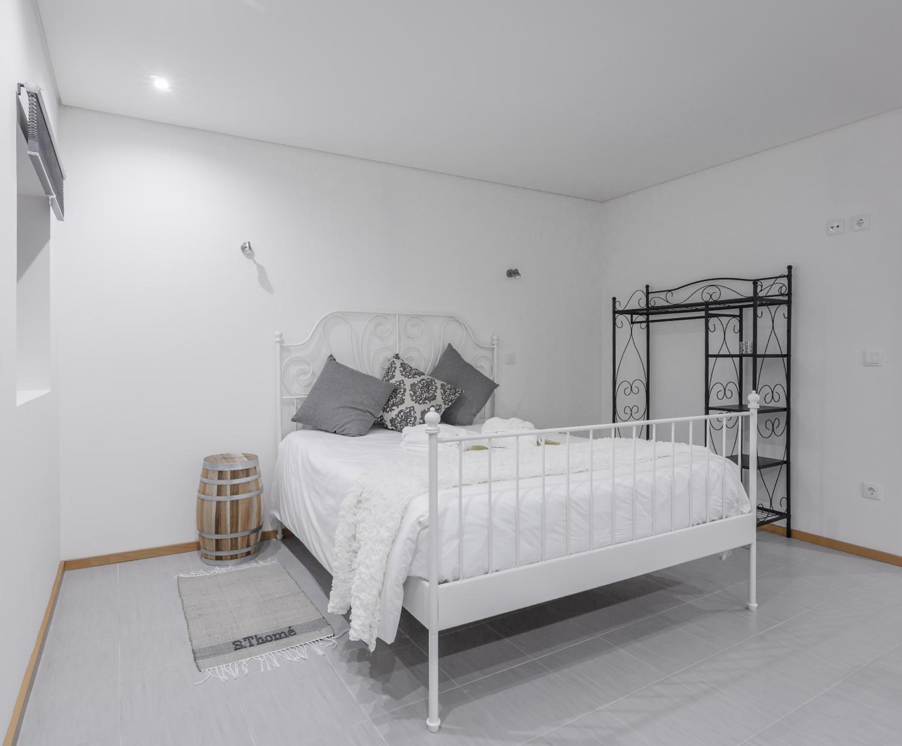 Studio Apartment photo 3