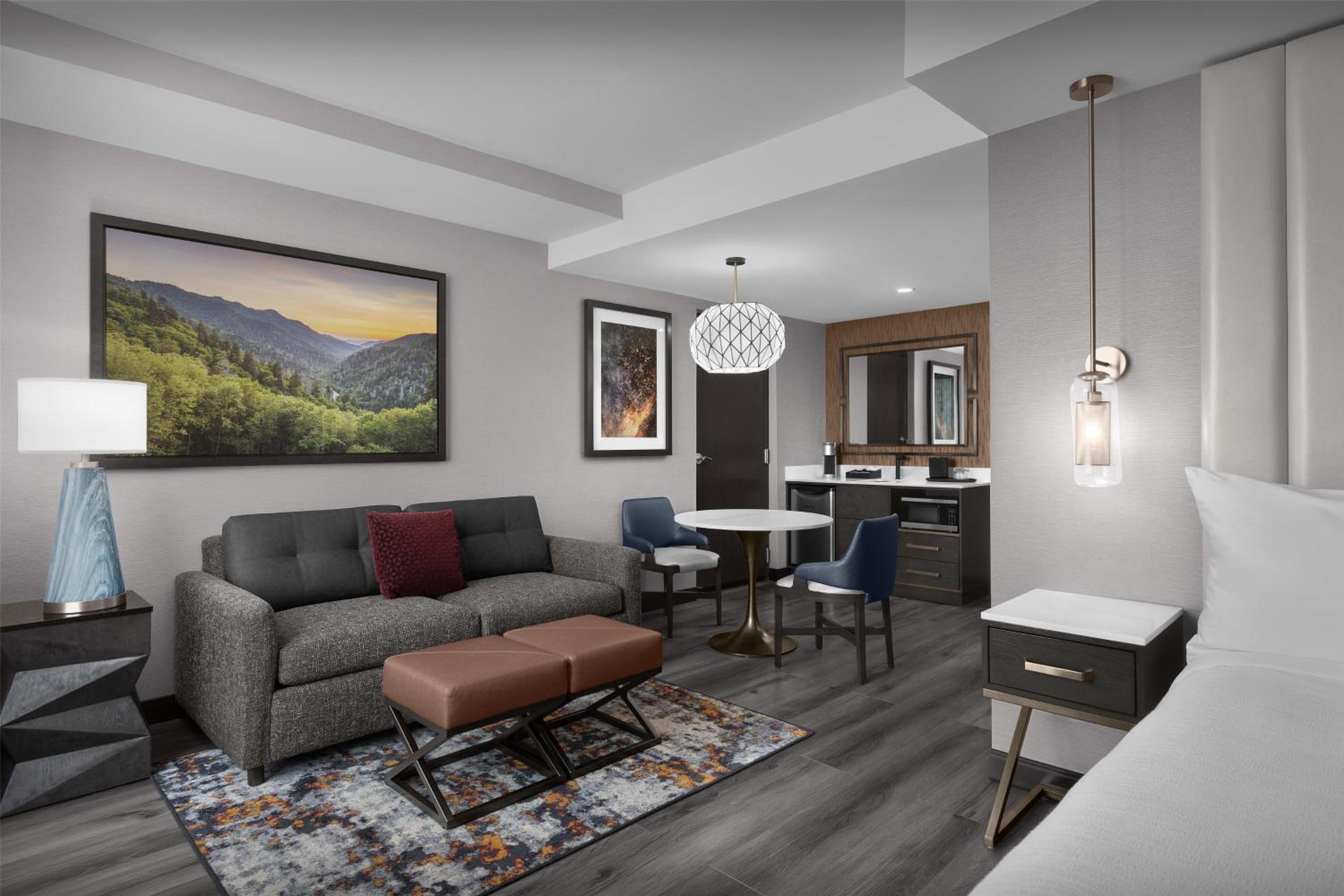King Studio Suite with Balcony - Hearing Accessible - Photo 1