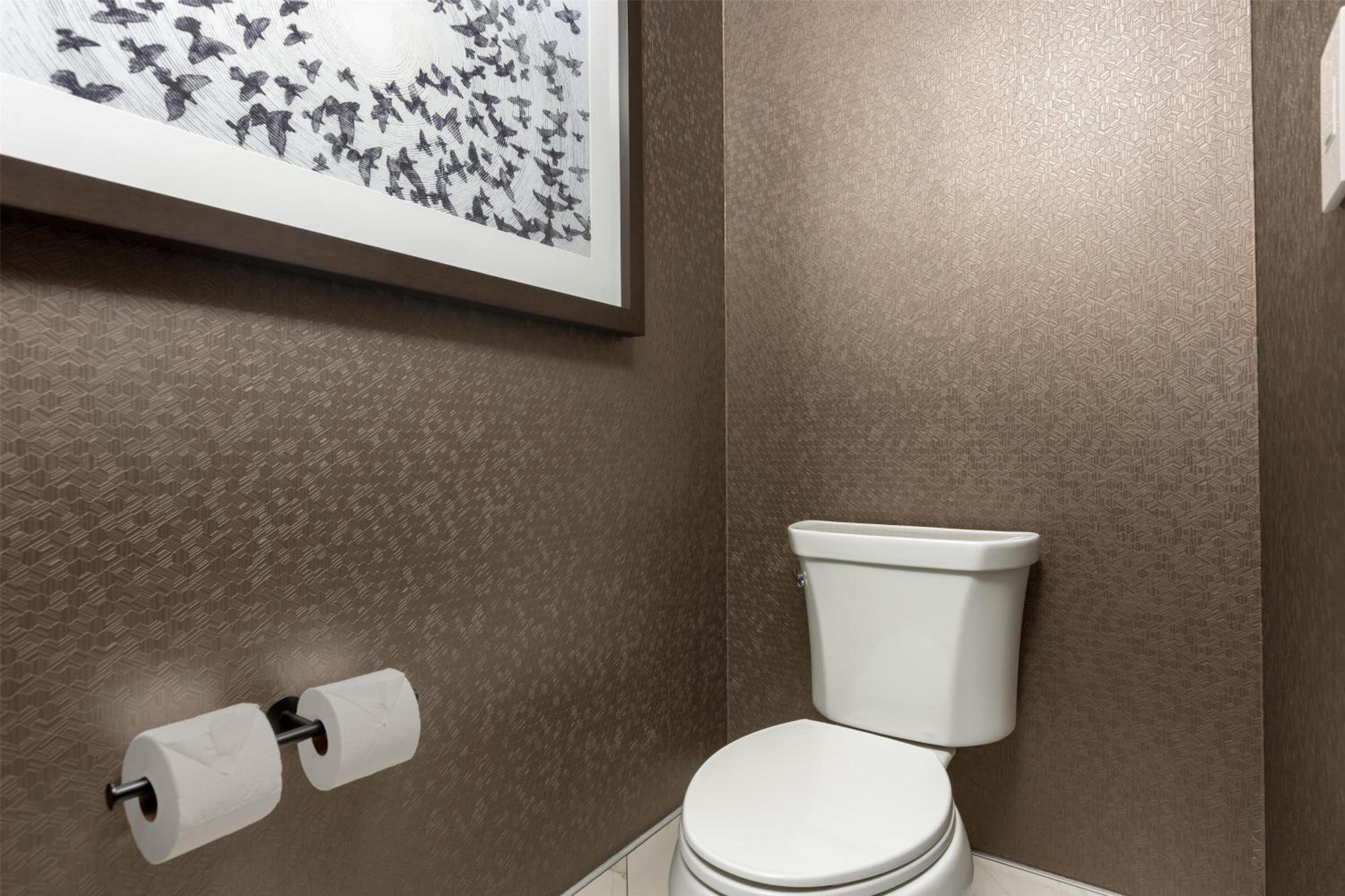King Studio Suite - Photo 4