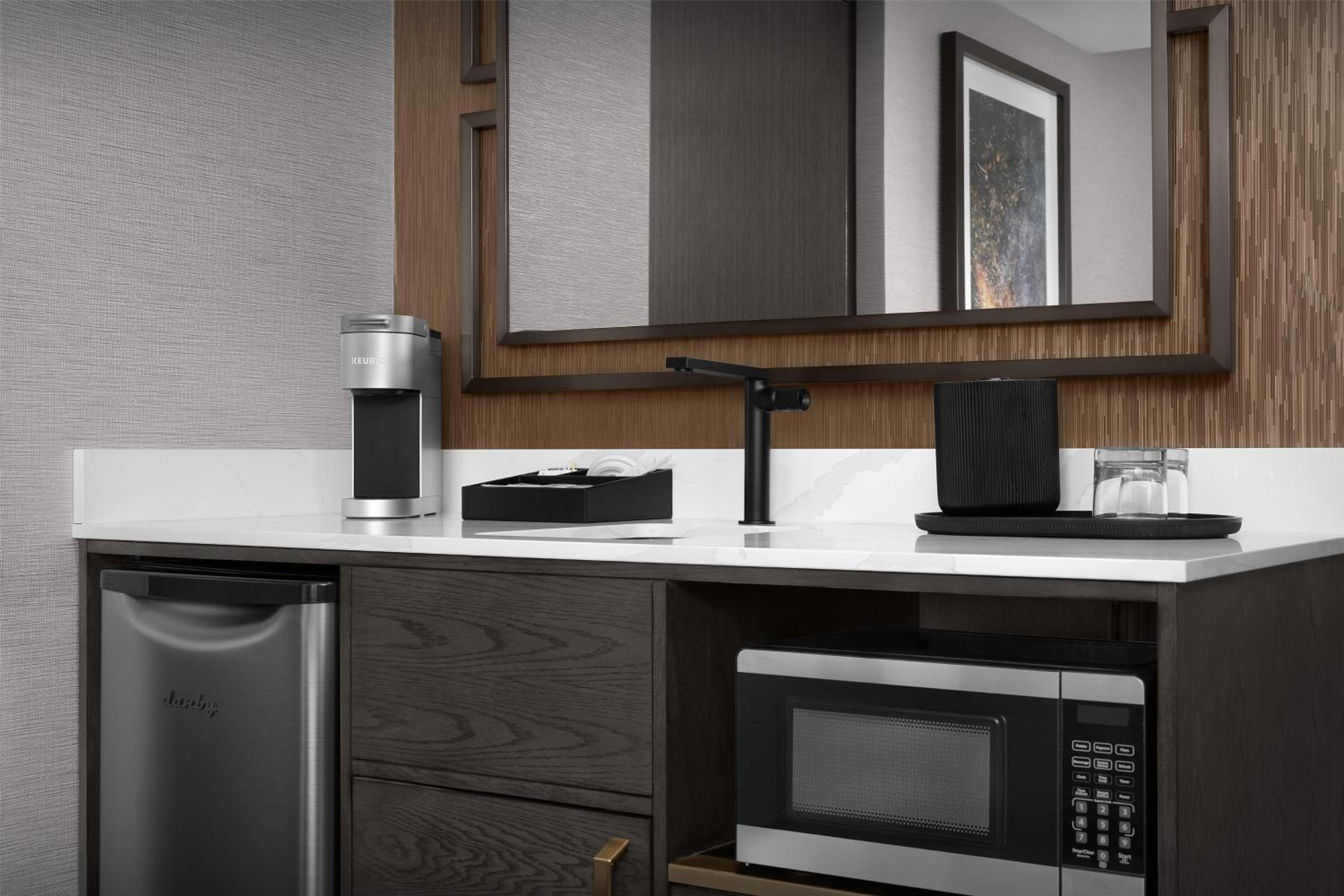 King Studio Suite - Photo 5