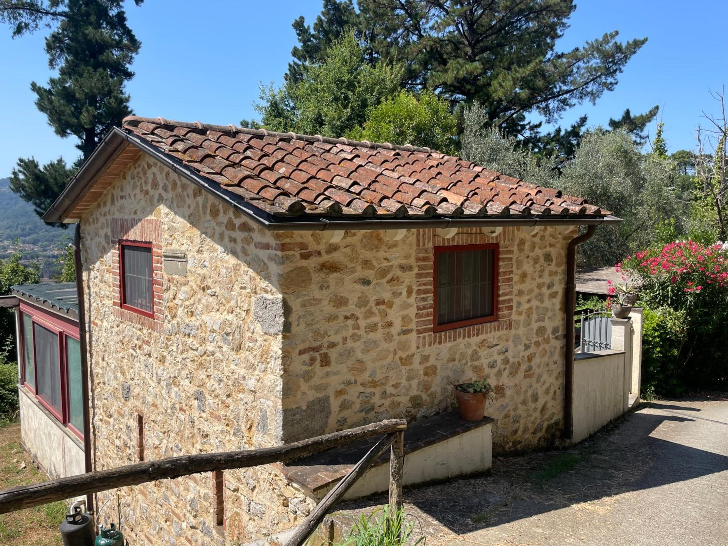 One-Bedroom House