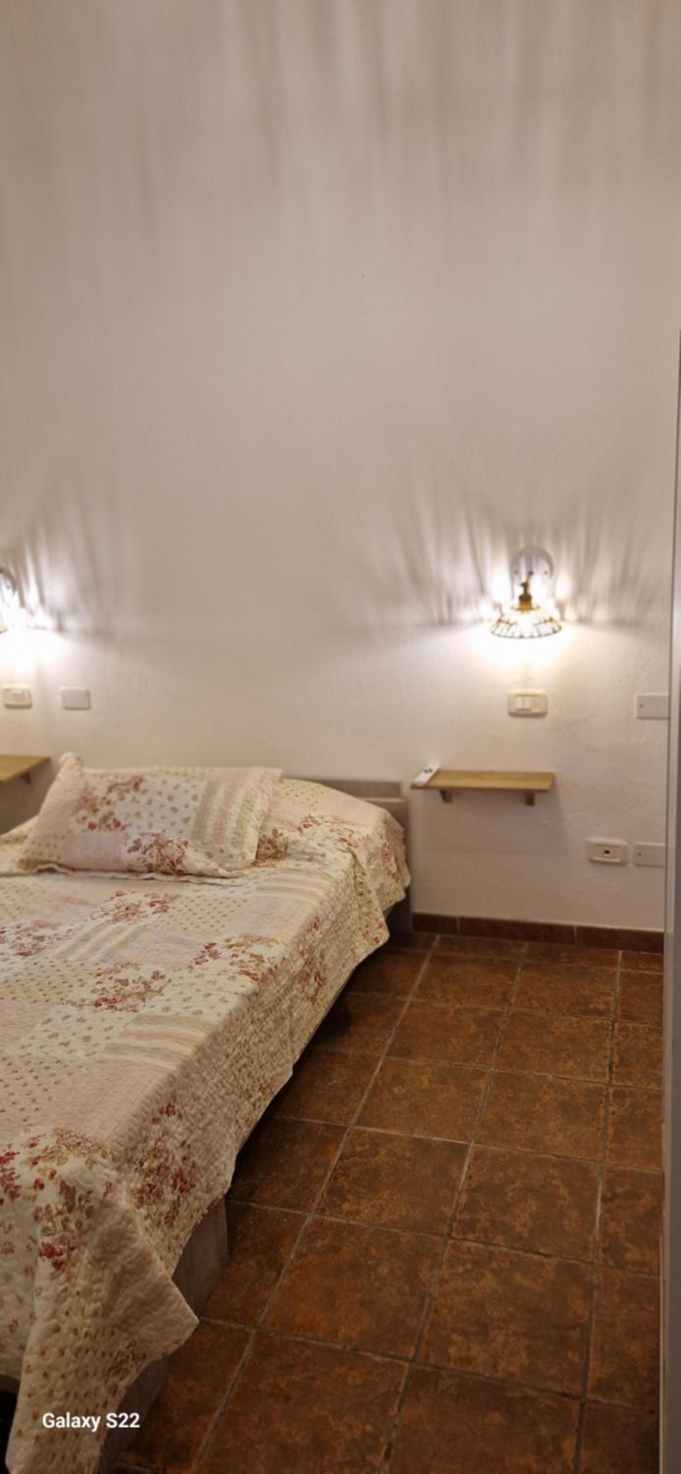 Single Room with Private Bathroom photo 3
