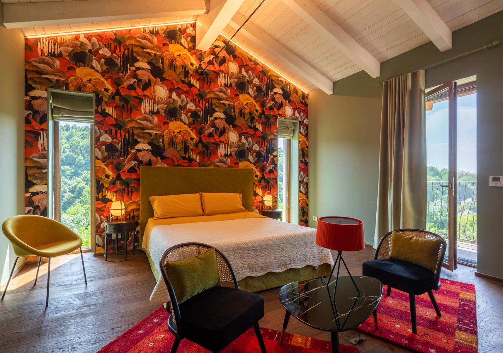 Deluxe Room (2 Adults + 1 Child)