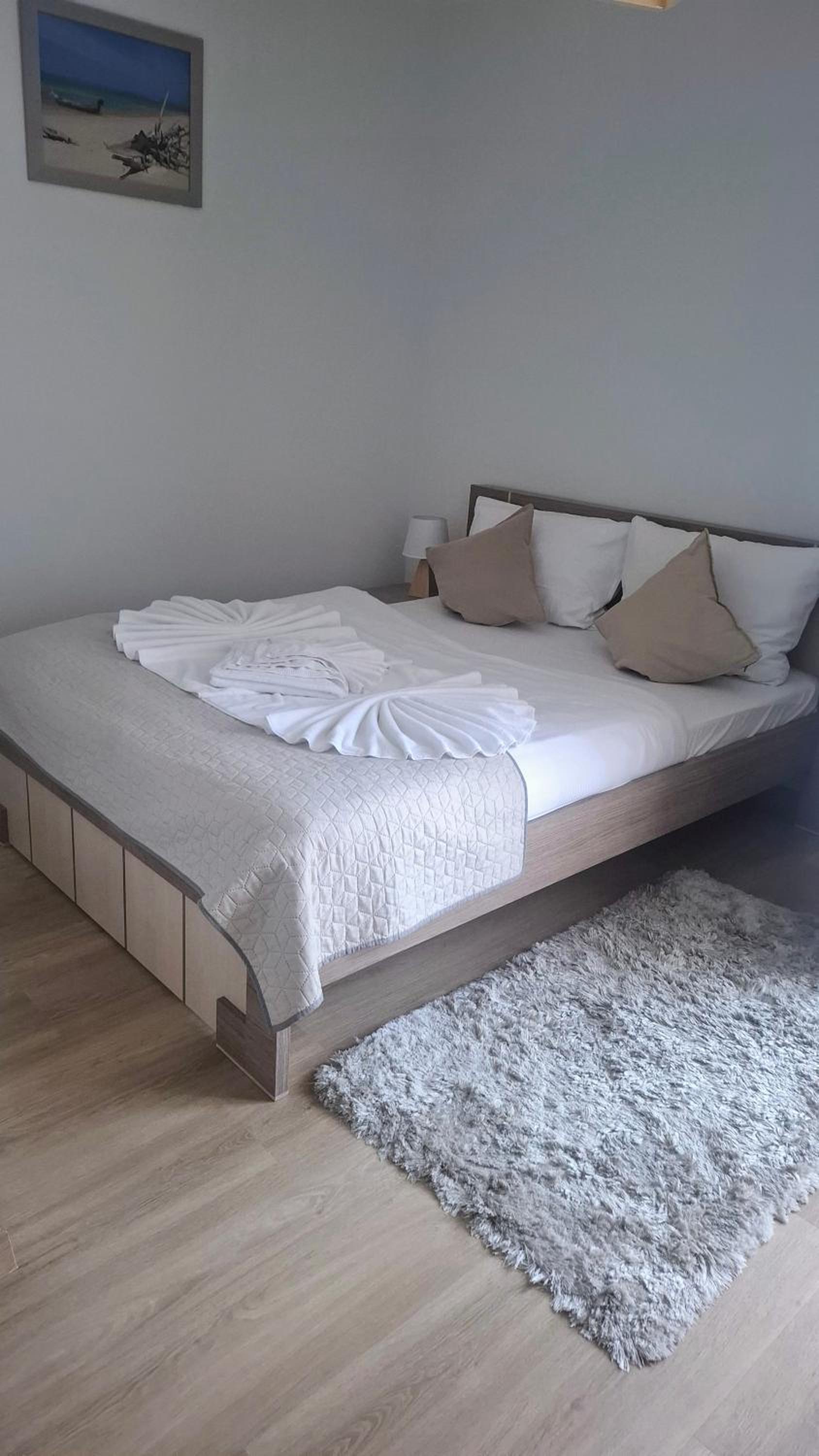 Small Double Room photo 2