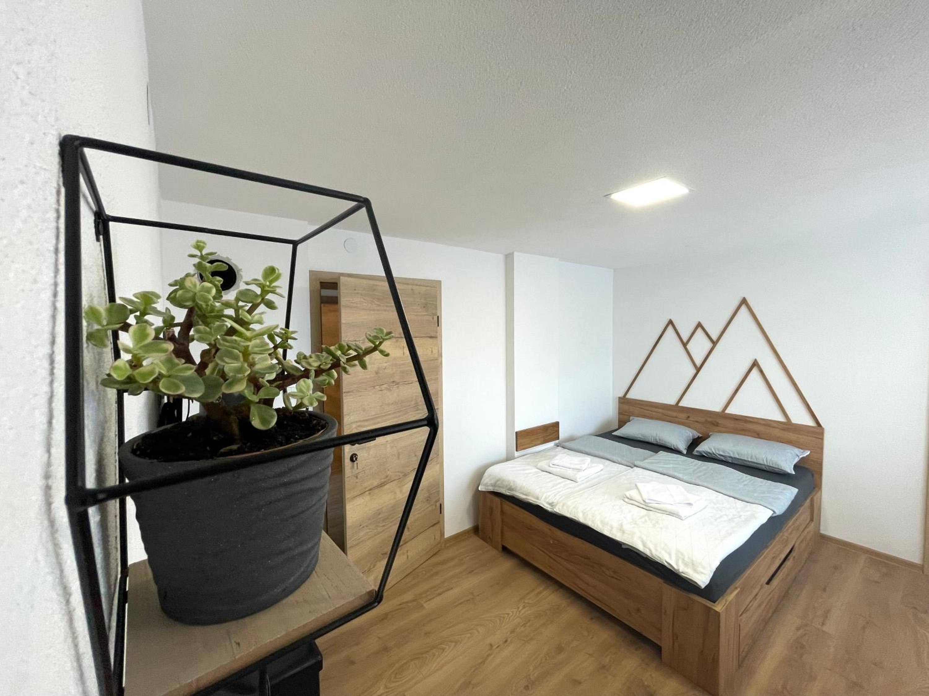 One-Bedroom Apartment with Balcony photo 2