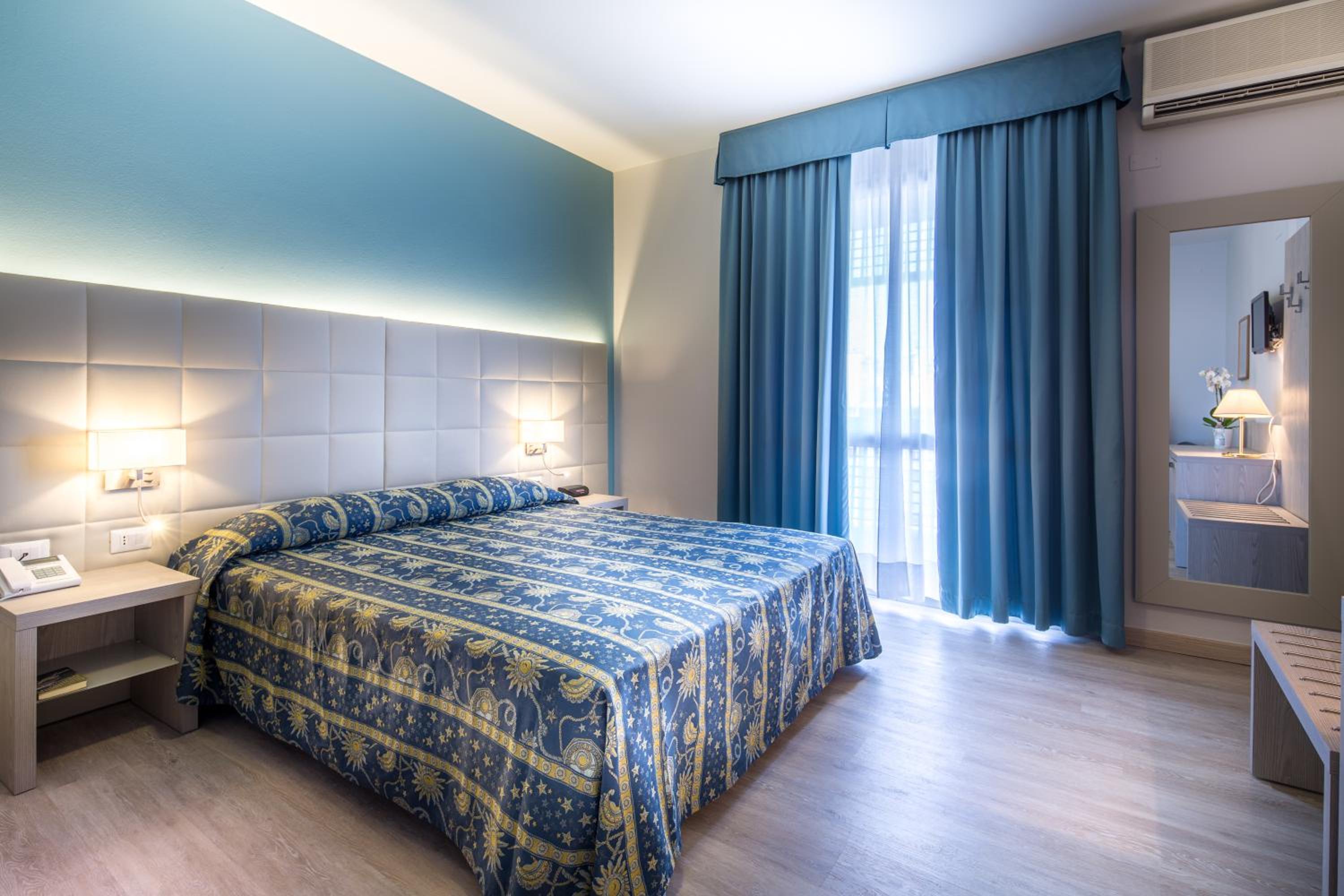 Superior Double or Twin Room - Photo 1