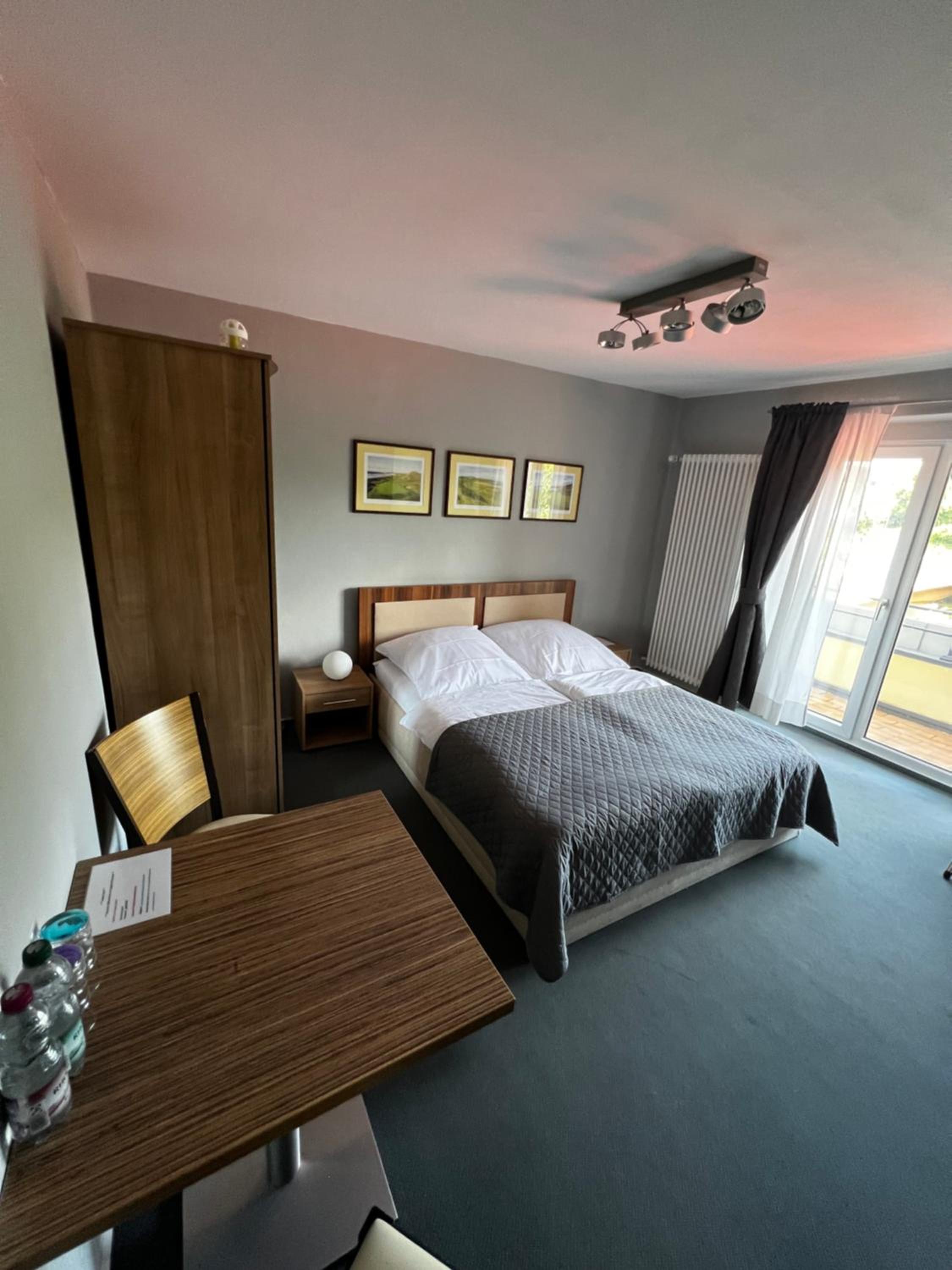 Double Room with Balcony photo 3