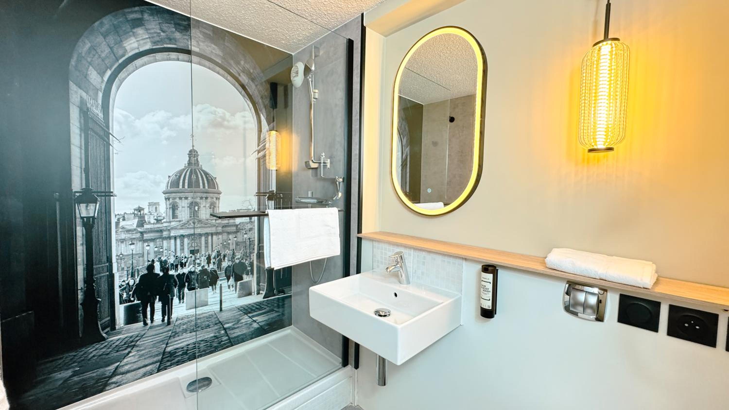 Superior Twin Room - Photo 8