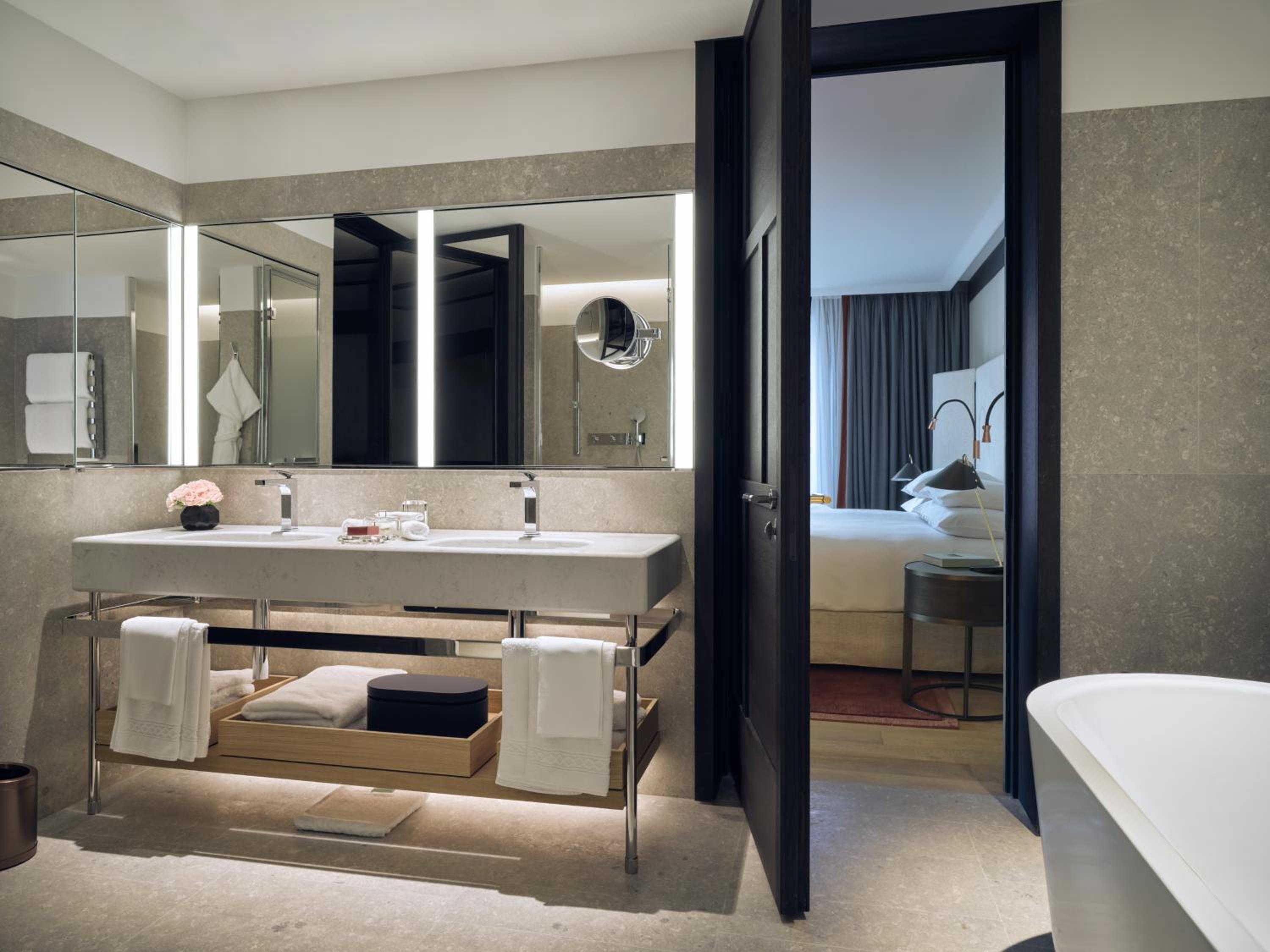 King Room