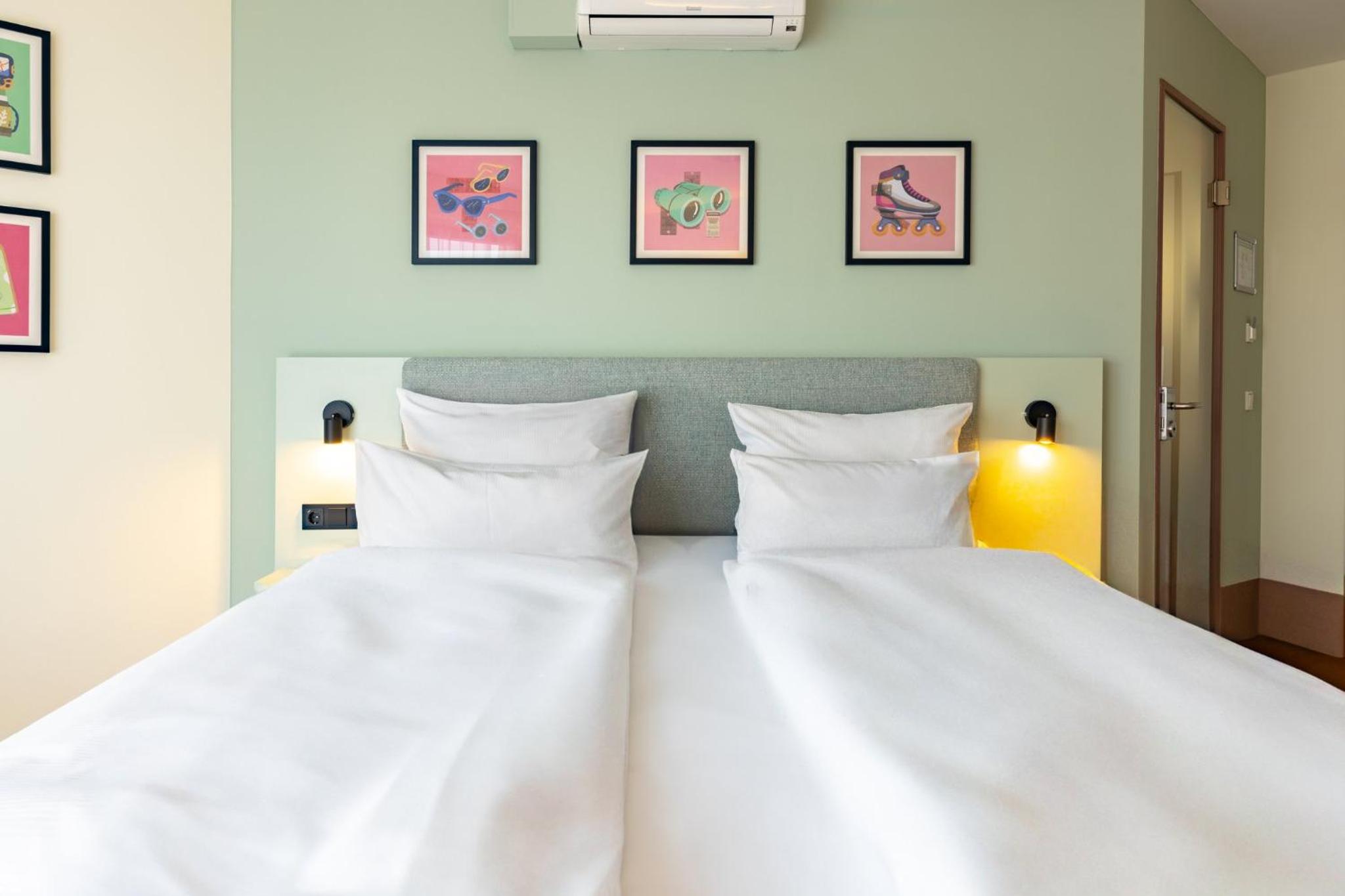 Standard Room - Photo 8