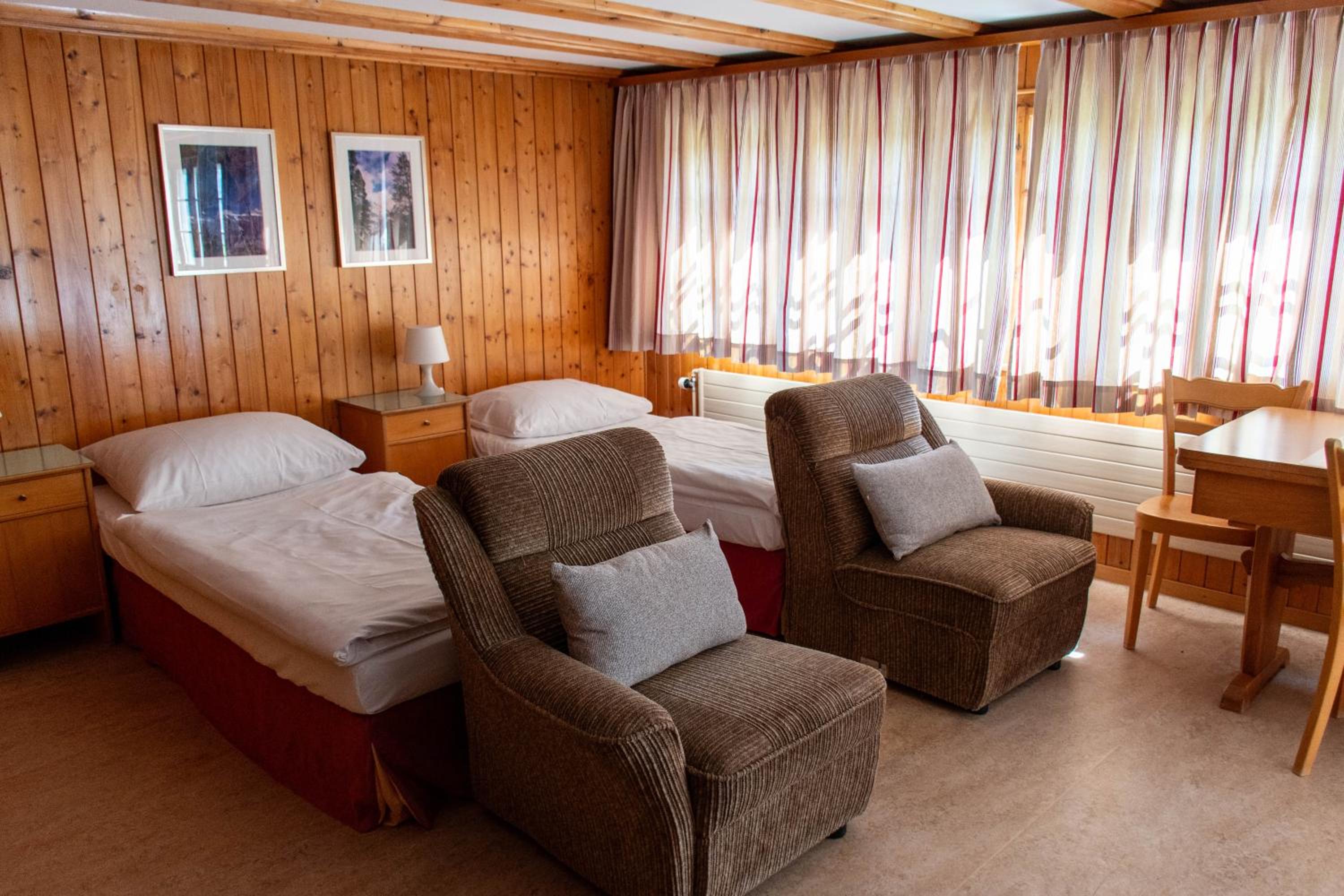 Single Bed in 4-Bed Dormitory Room photo 3