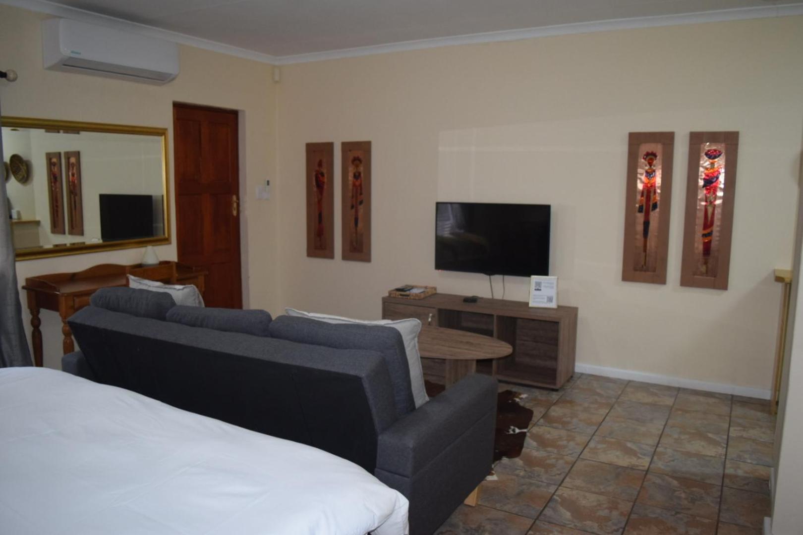 Standard Twin Room photo 1
