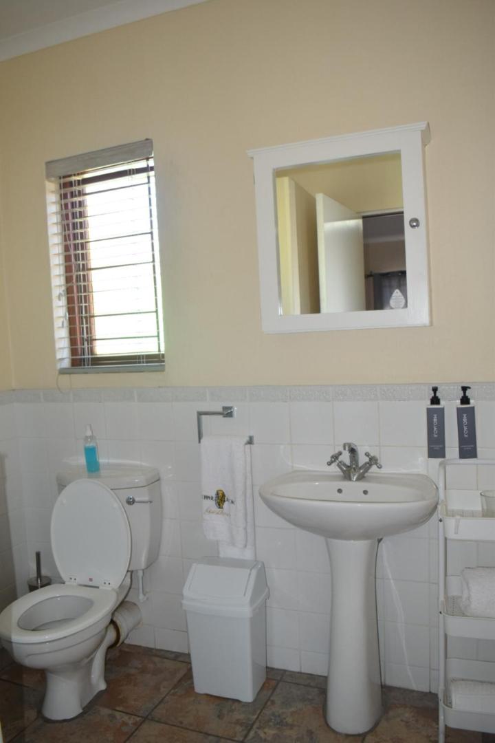Standard Twin Room photo 2